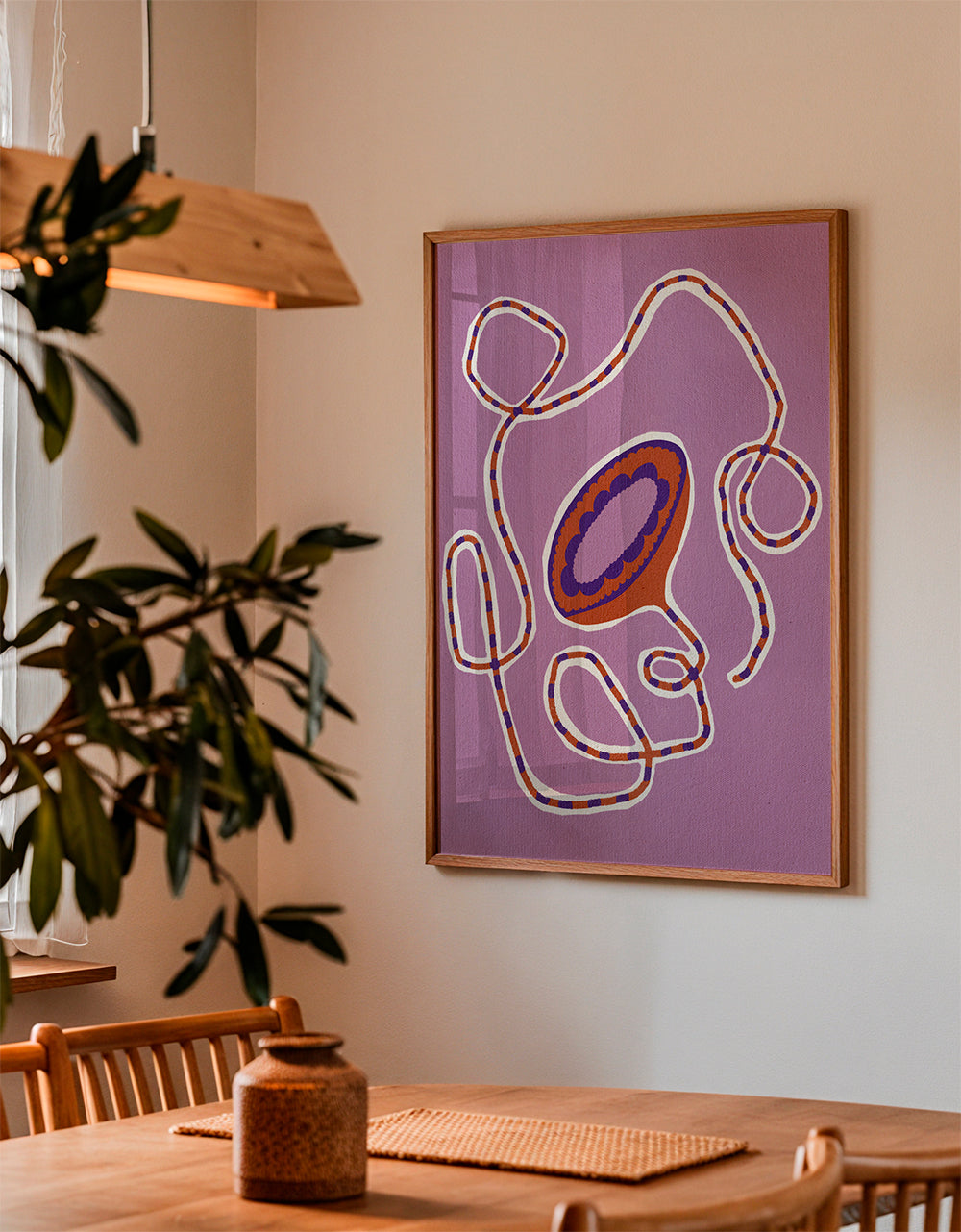 Botanisk plakat med abstrakt lilla blomst