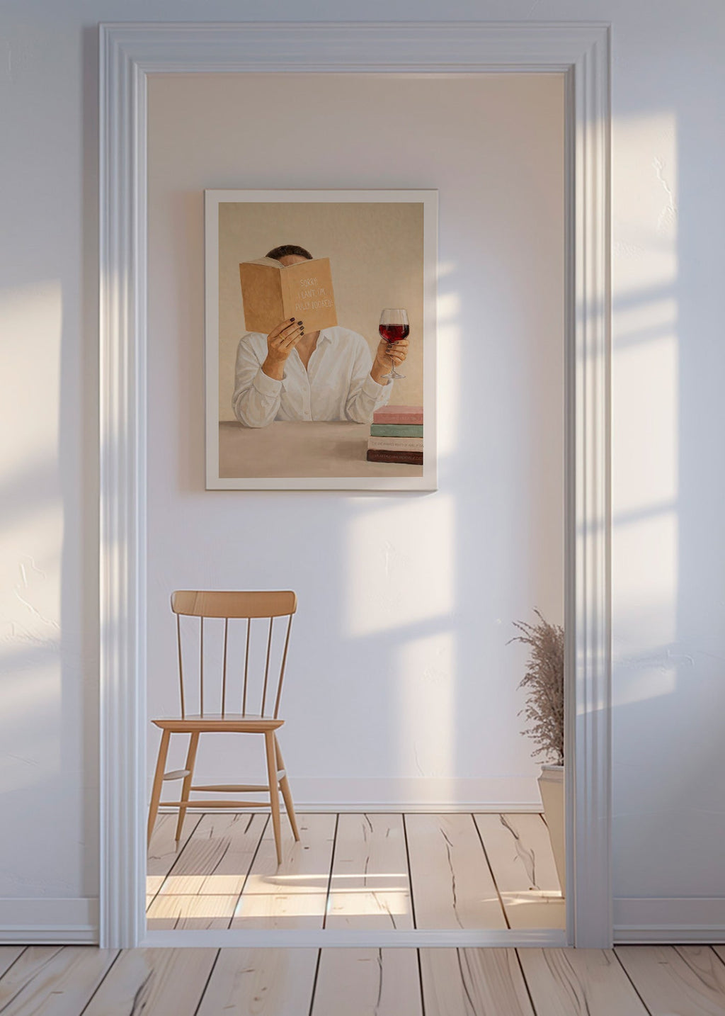 Køkkenkunst: kvinde læser med glas vin