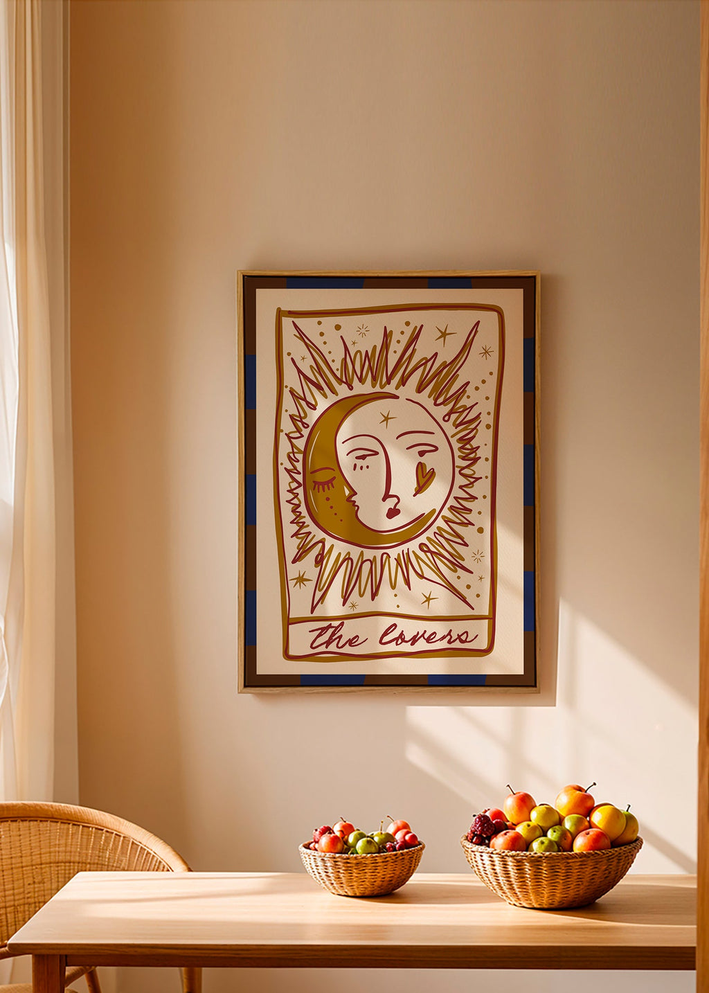 Tarotillustration 'The Lovers' sol og måne