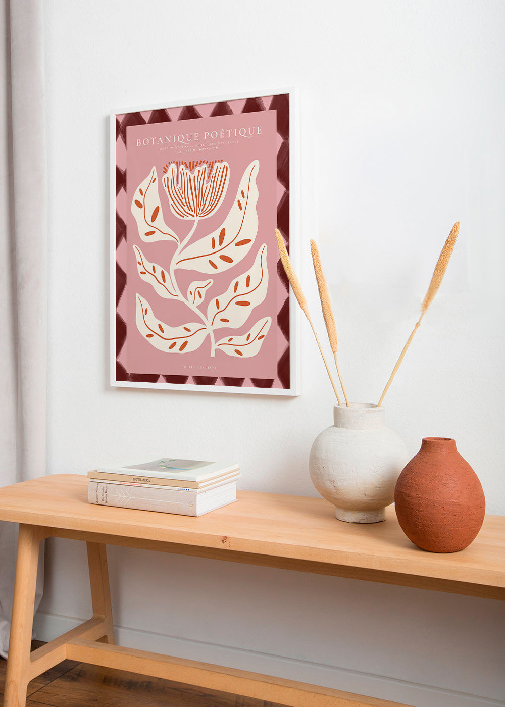 Botanisk plakat med stiliseret rosa blomst