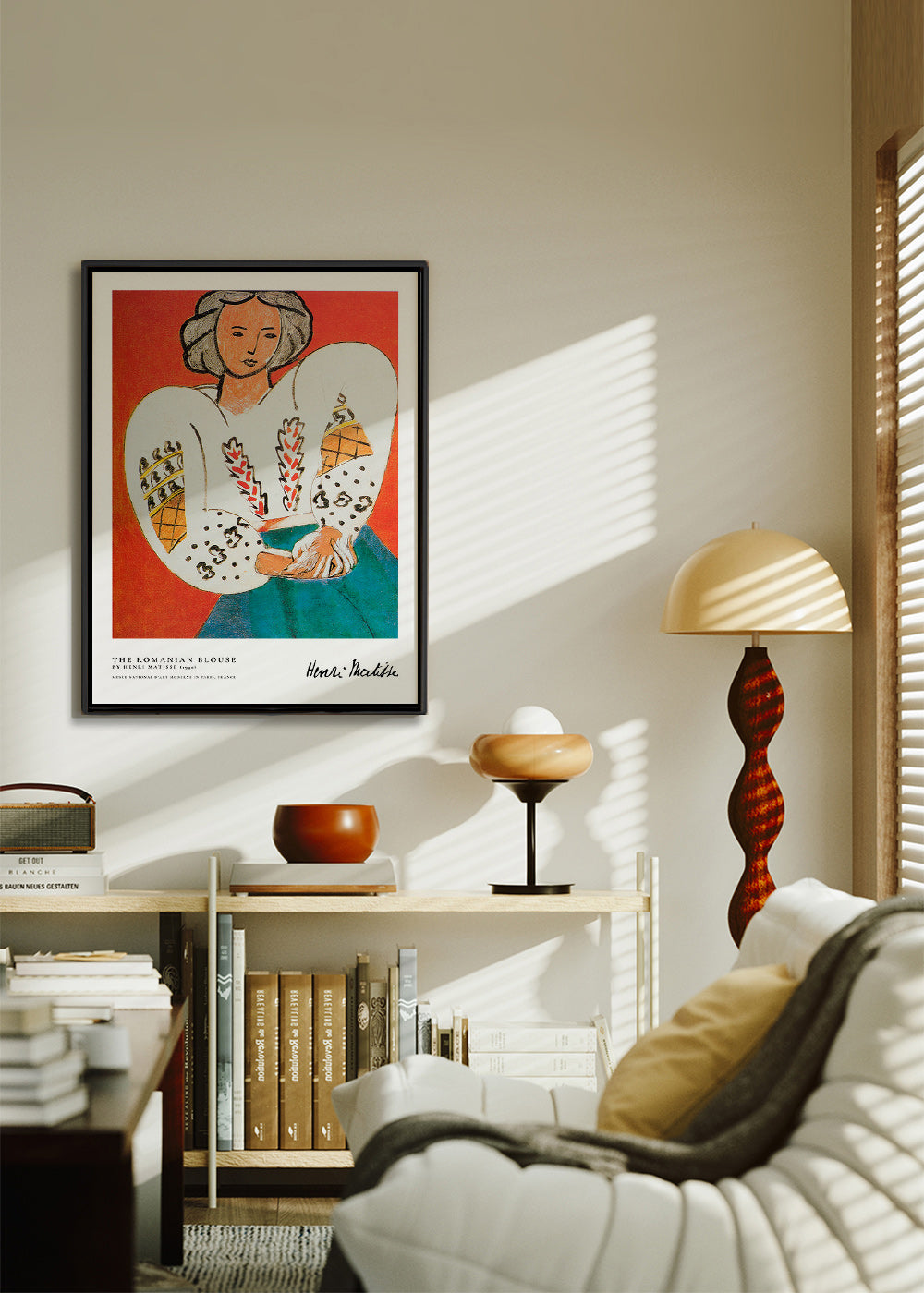 Illustration rumænsk bluse med markant streg