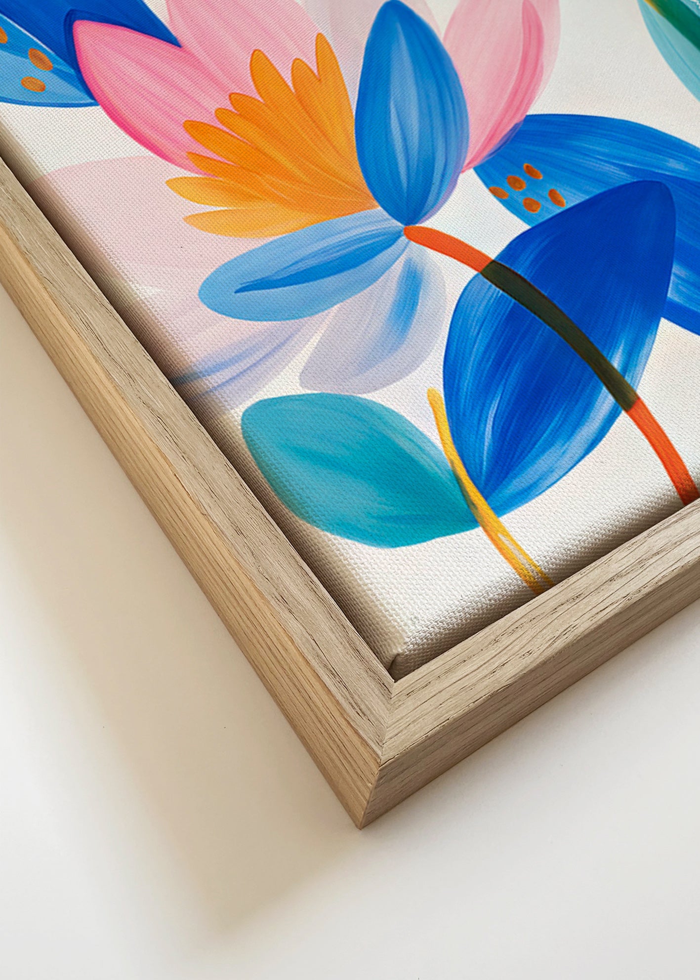 Botanisk plakat med rosa og blå blomster