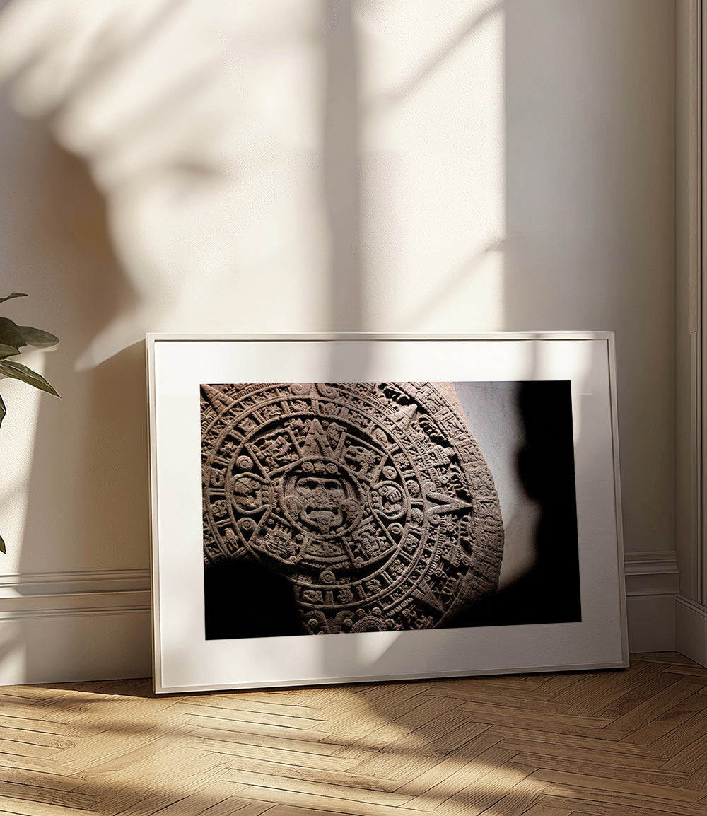 Fotografi af aztekisk kalender i relief