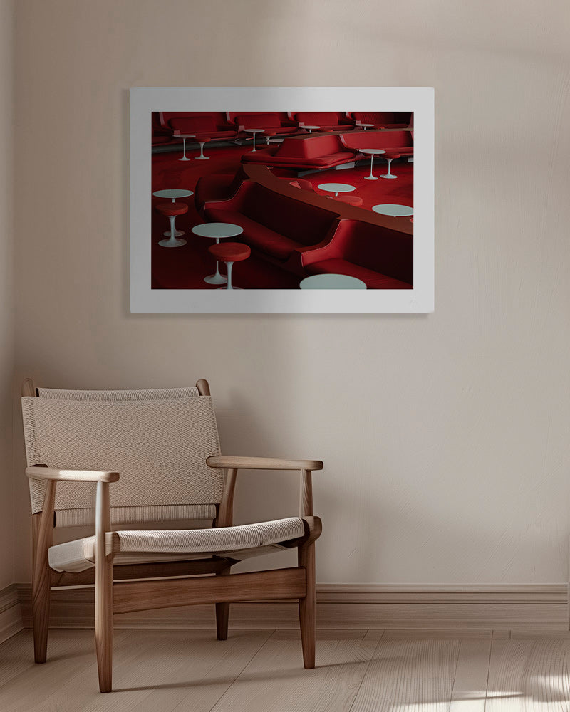 Rød lounge-fotografi med buede sæder