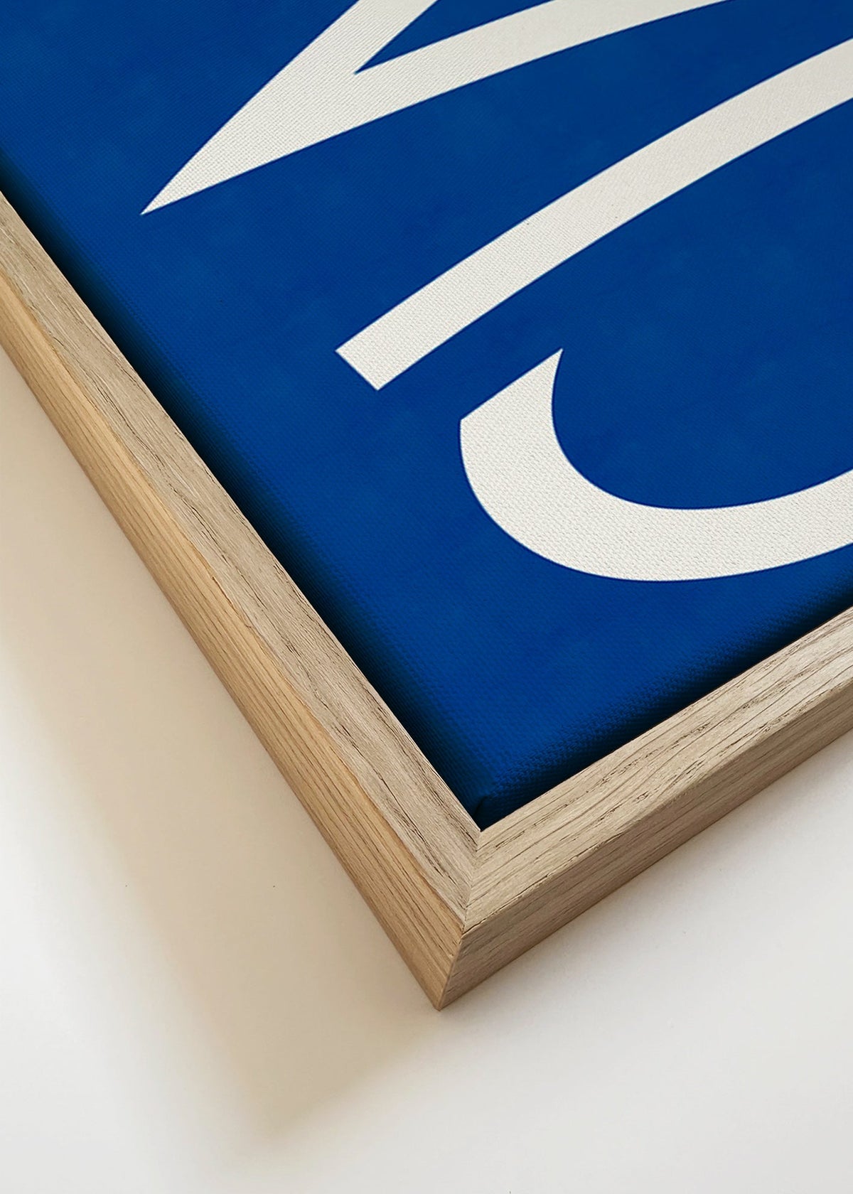 Typografi-kunst 'CIAO' i blå – Canvas detail