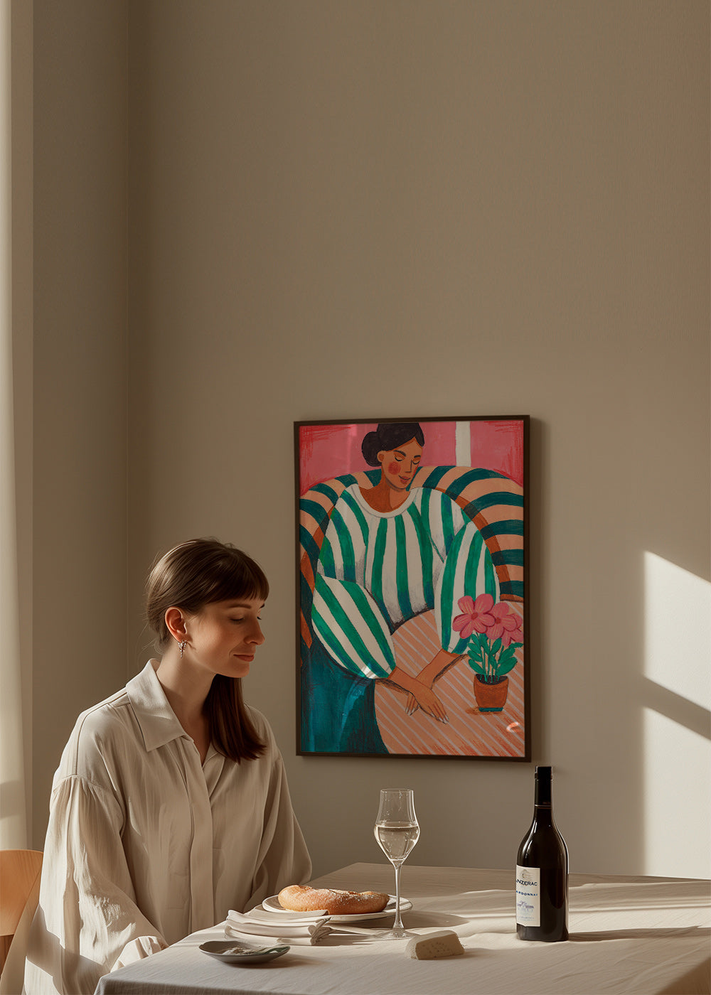 Illustration af kvinde i striber med plante – Product3