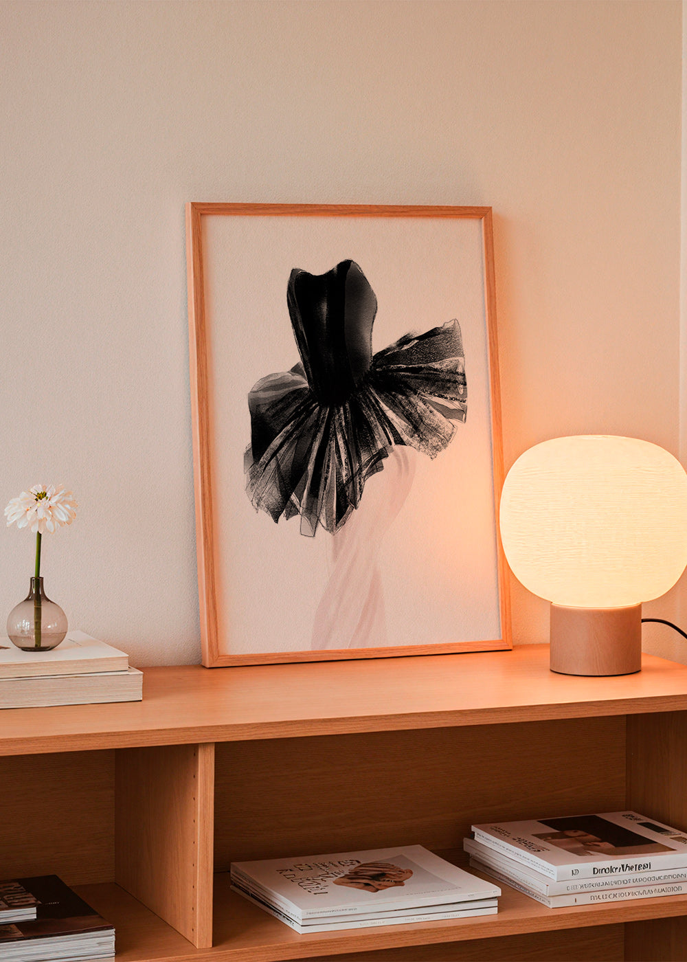 Fotografi af ballerina i sort tutu – Product1