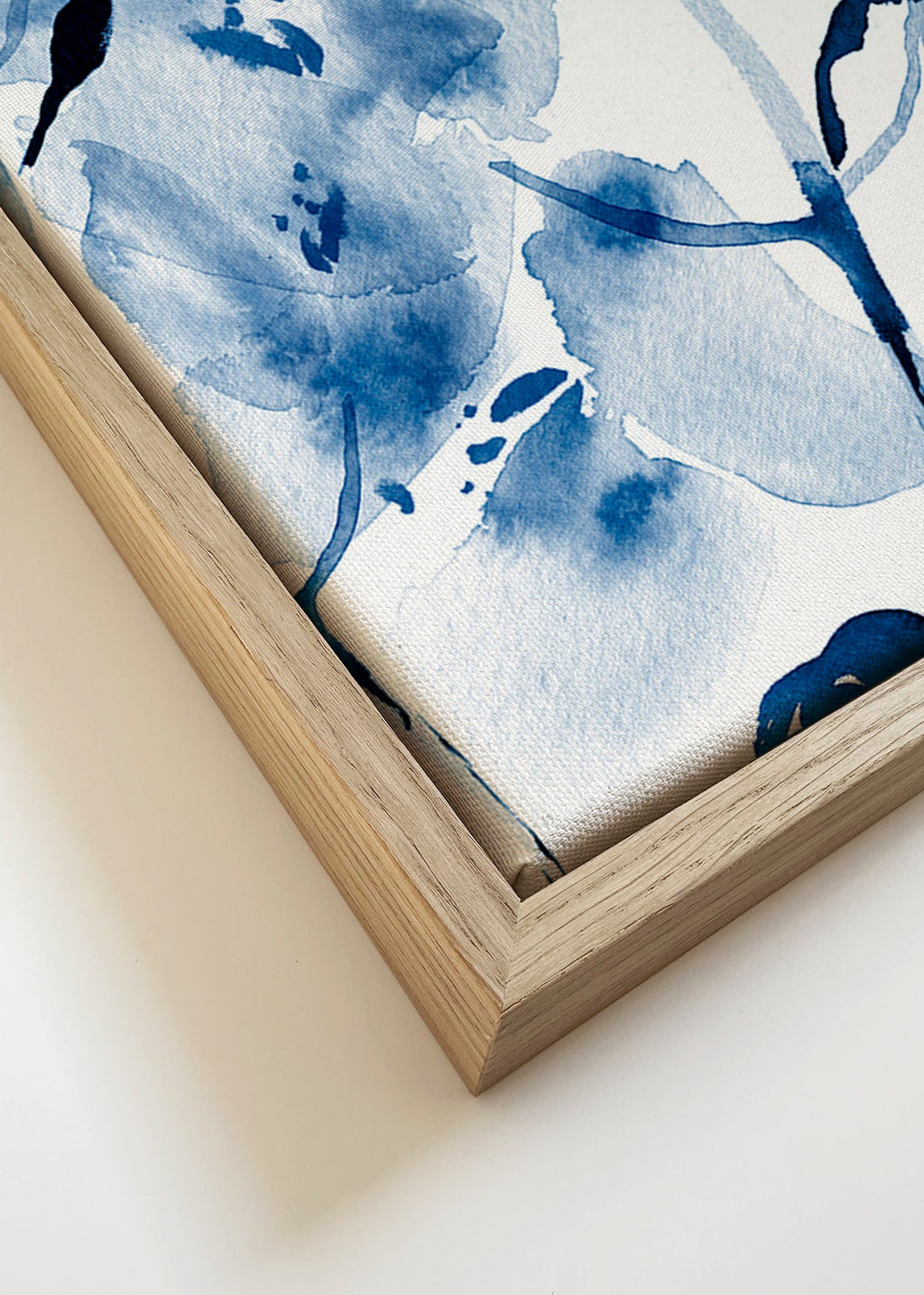 Botanisk akvarel i blåt med fugle – Canvas detail