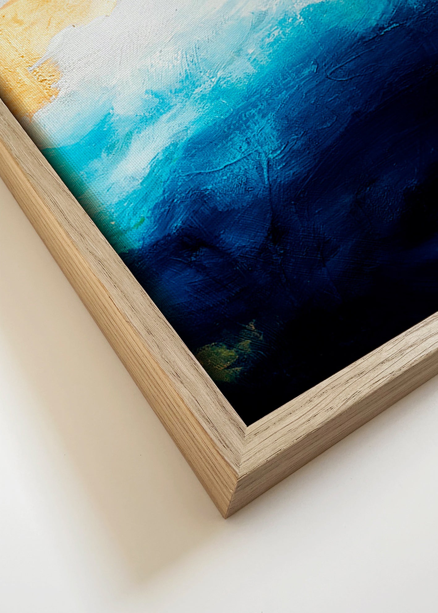 Abstrakt havemaleri i blå med gyldne accenter – Canvas detail