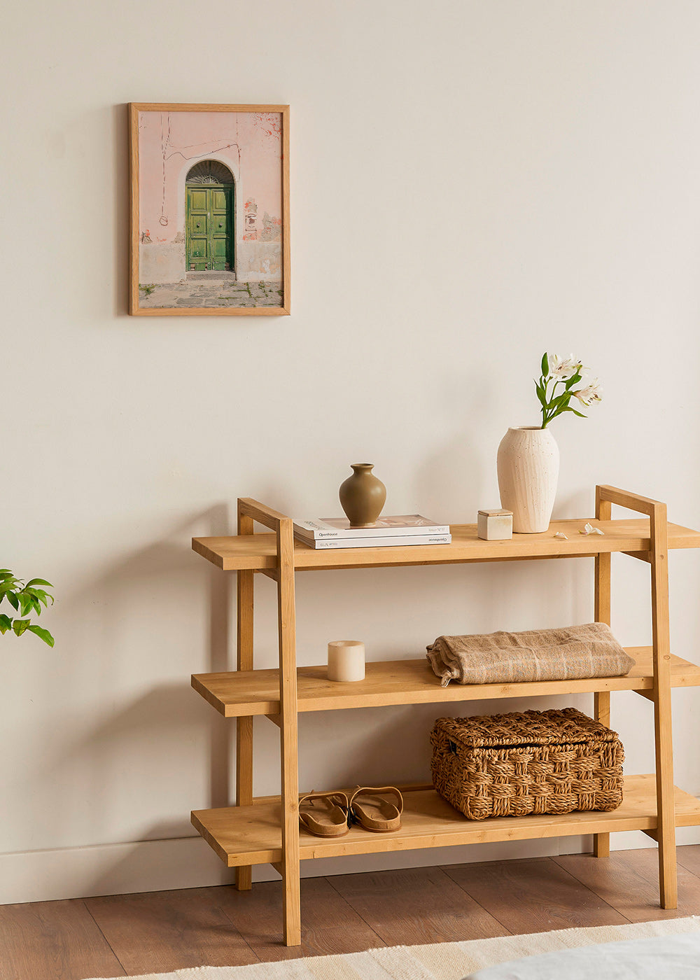 Køkkenkunst: grøn dør i rosa facade – Product2