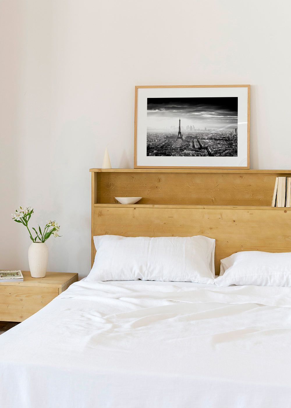 Køkkenkunst: Eiffeltårn i sort-hvid bybillede – Product2