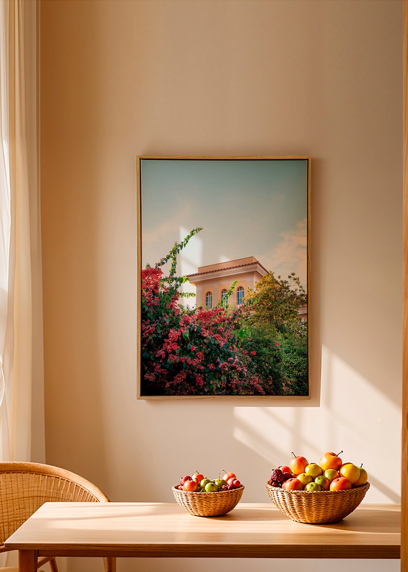 Botanisk plakat med Amalfi-facade og bougainvillea – Canvas2
