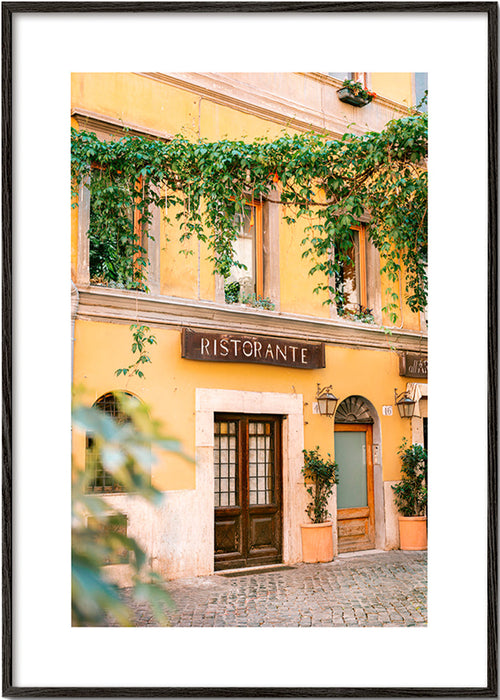 Køkkenkunst: ristorante-facade i varm gul – Black Frame