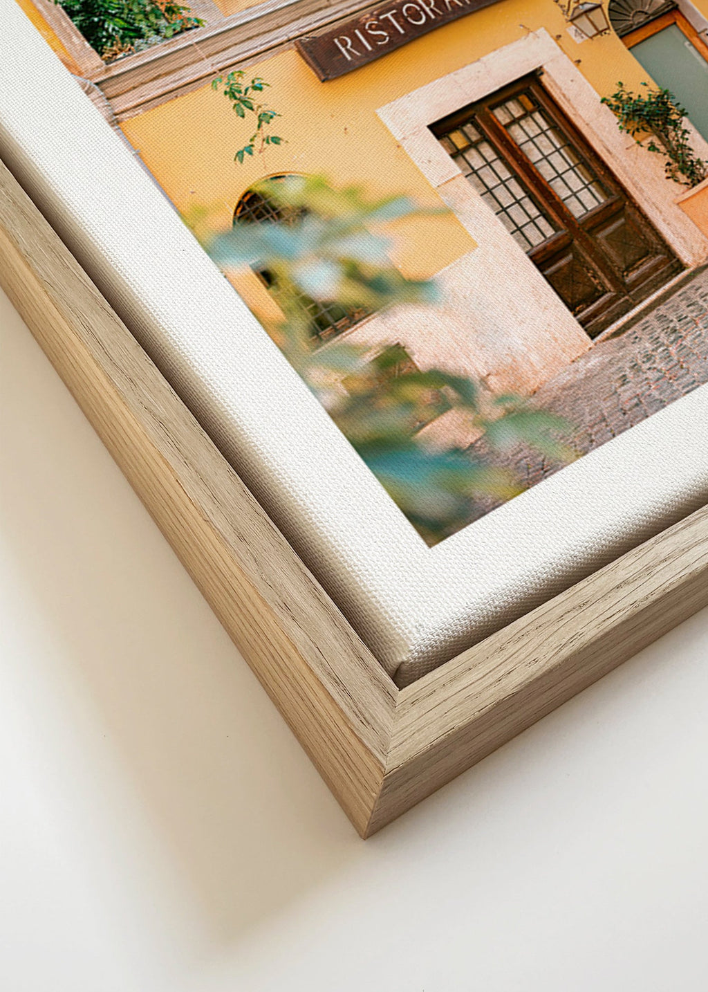 Køkkenkunst: ristorante-facade i varm gul – Canvas detail