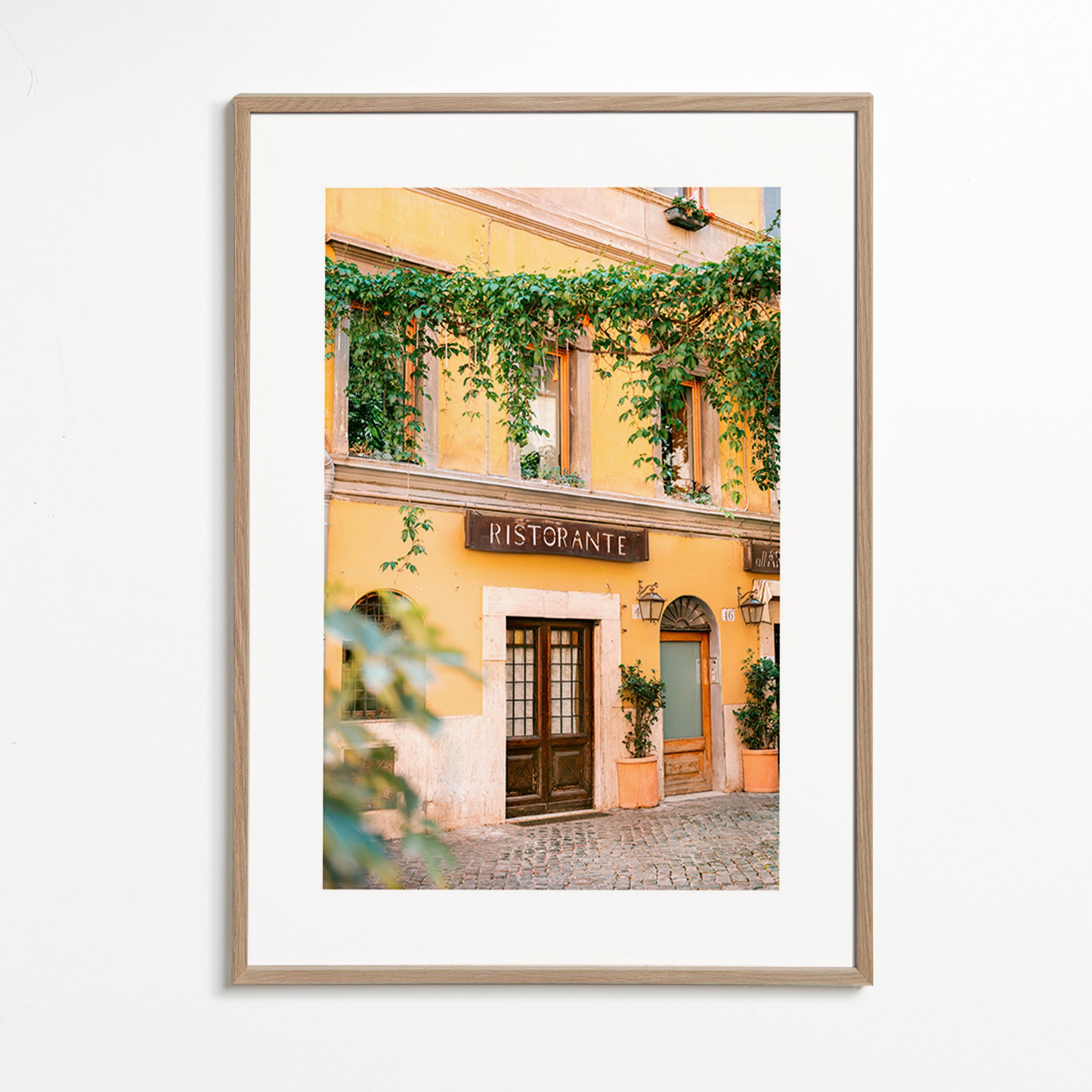 Køkkenkunst: ristorante-facade i varm gul – Oak Frame