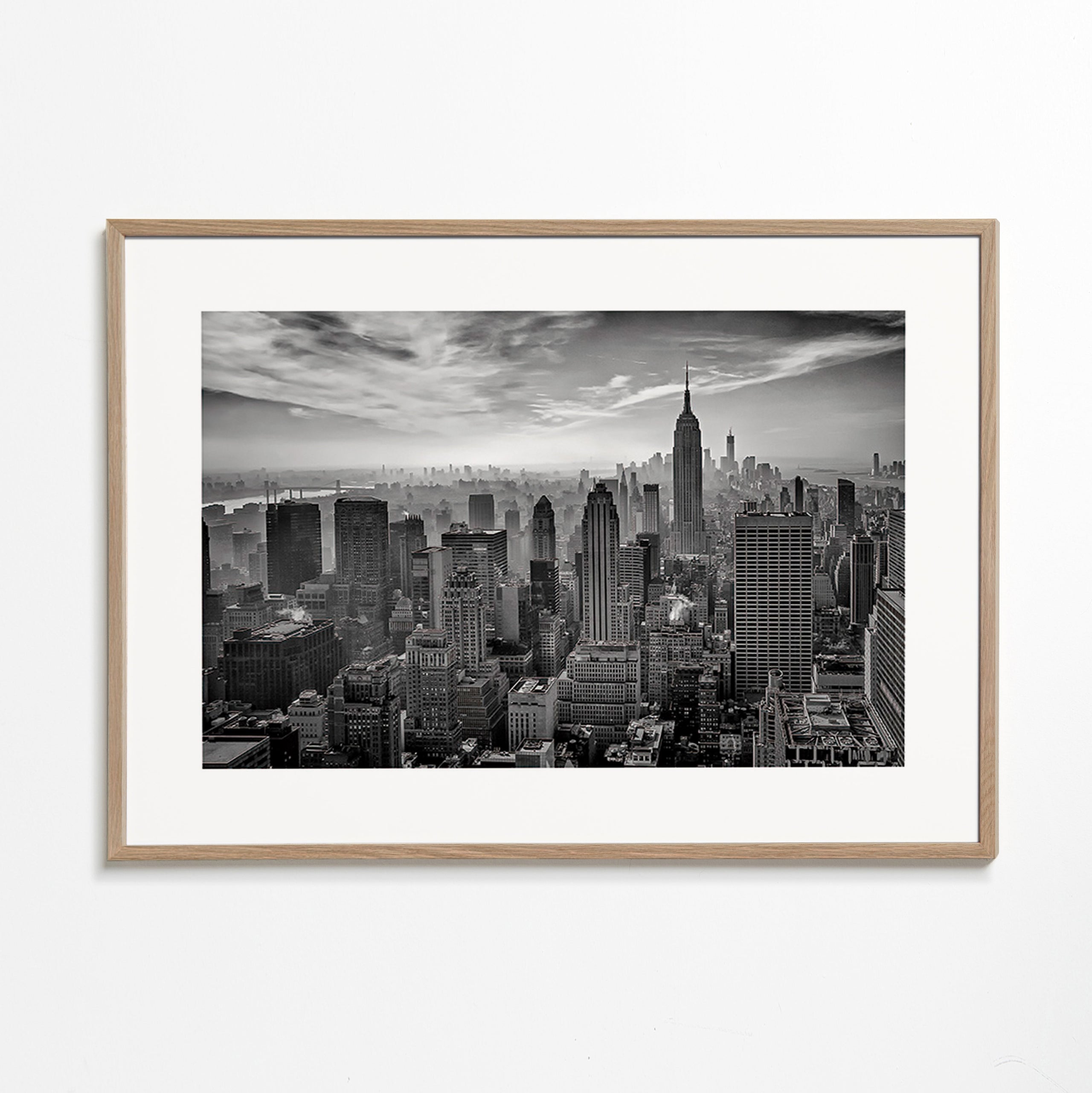 Køkkenkunst Manhattan skyline i sort-hvid – Oak Frame