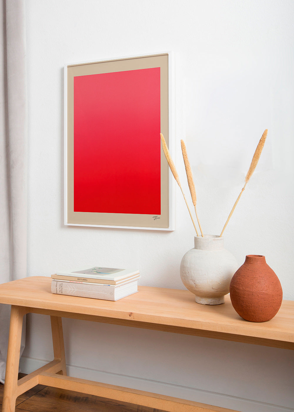 Abstrakt billede rødt gradient med underskrift – Product1