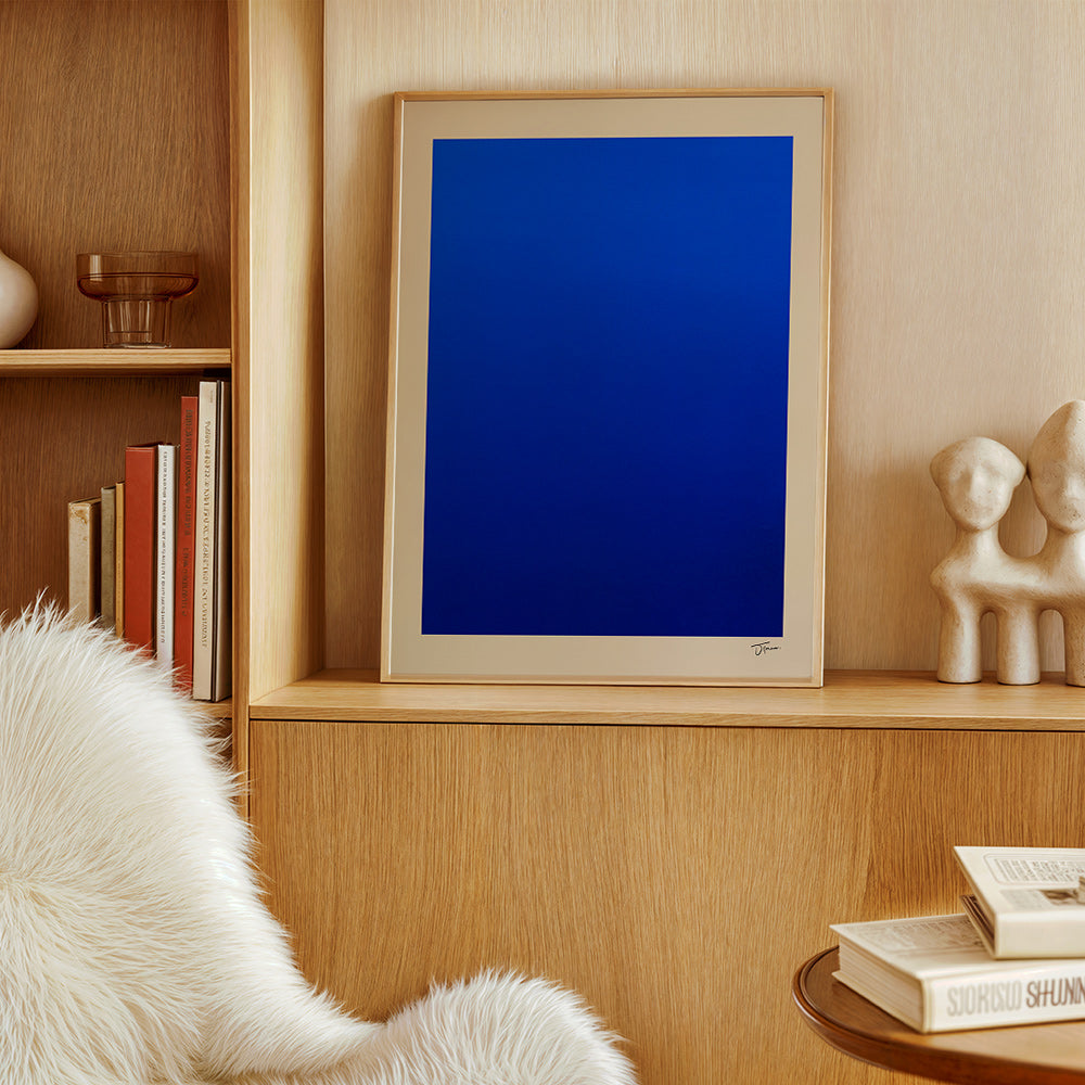 Abstrakt billede blåt felt med beige kant – Product3