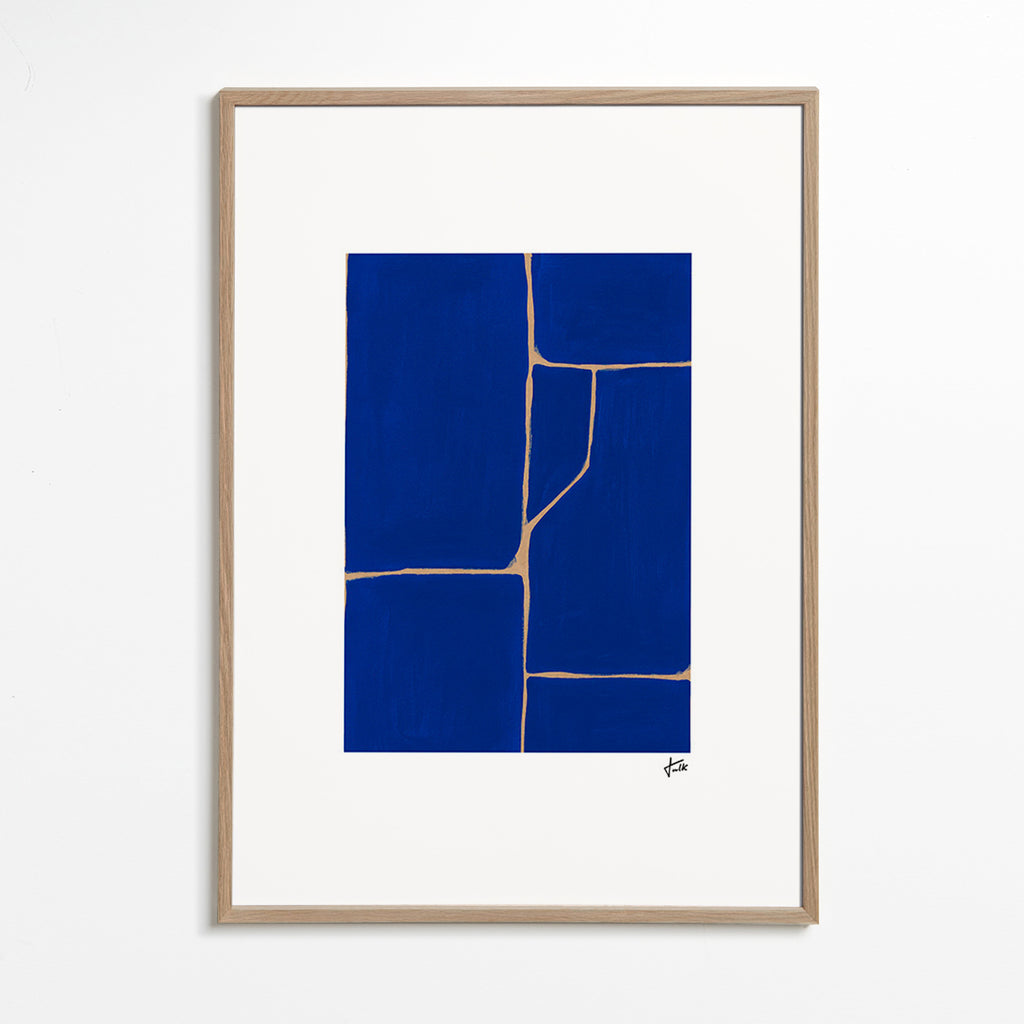 Geometrisk maleri i dybblå – Oak Frame