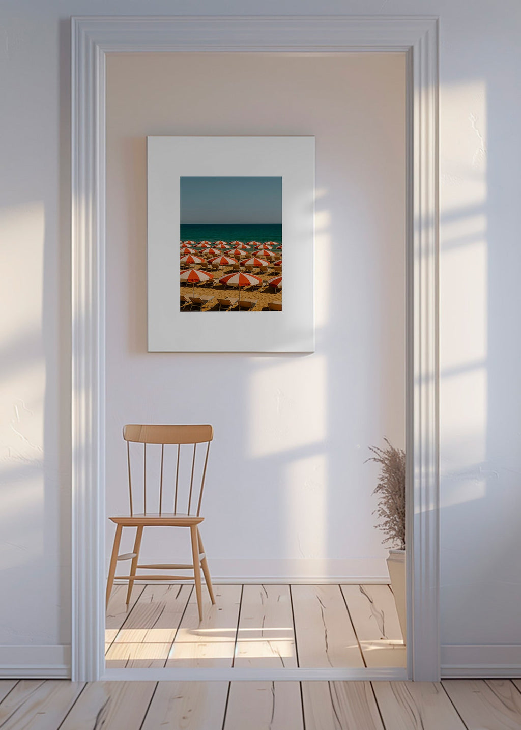 Landskabskunst med røde strandparaplyer – Canvas