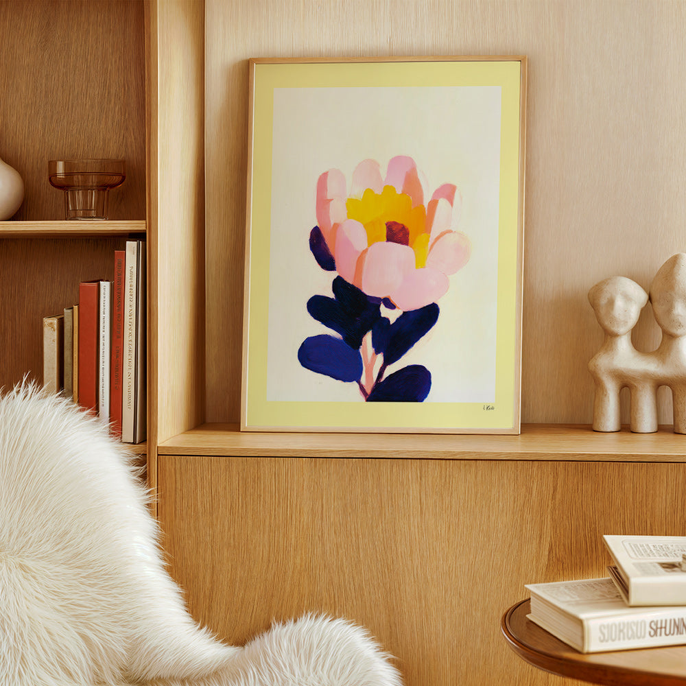 Botanisk plakat: pink blomst med dybblå blade – Product1