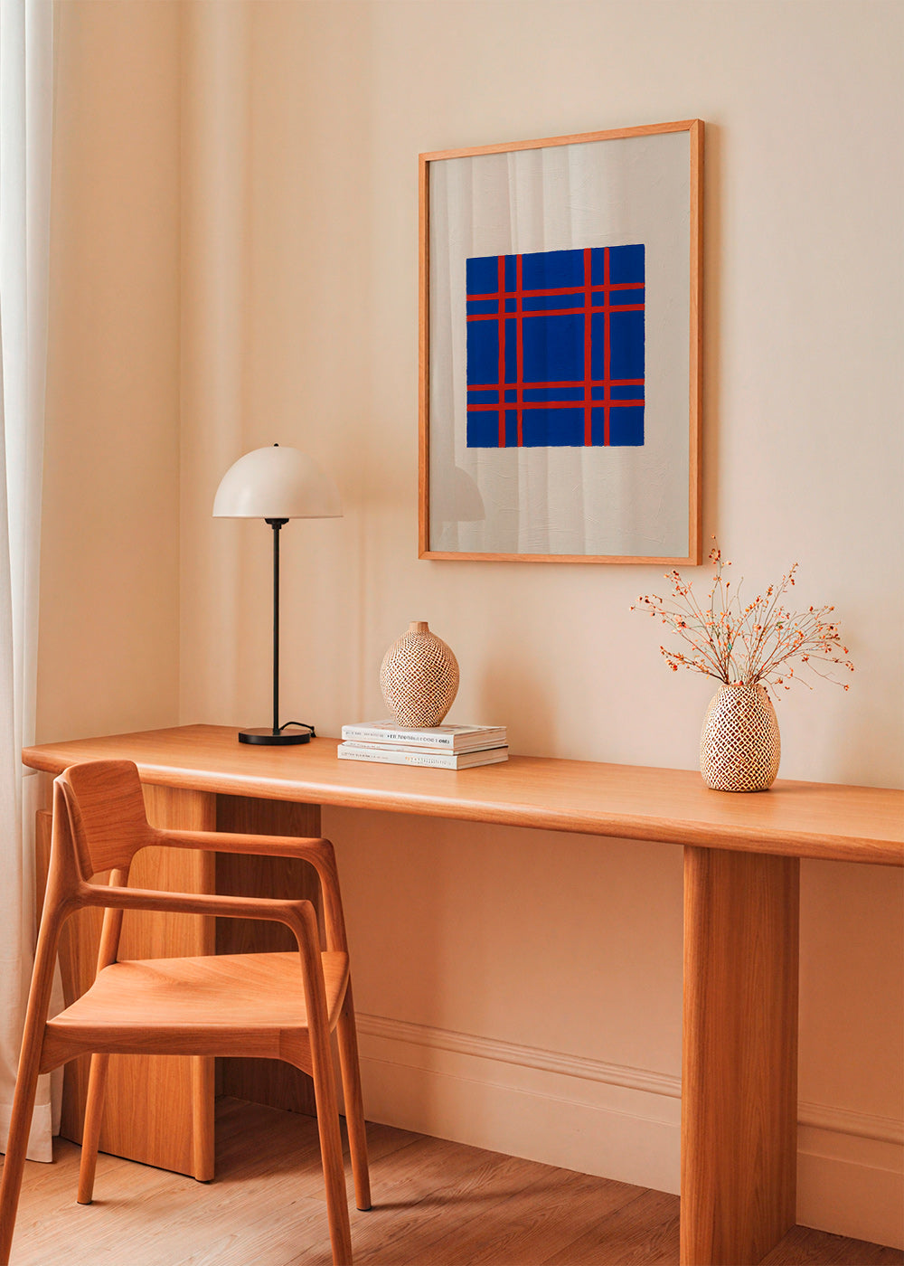 Geometrisk billede i blå med rød gitter – Product2