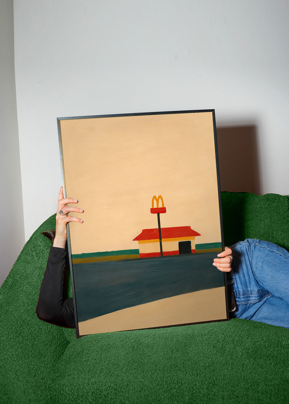 Køkkenkunst minimalistisk med diner og gyldent bue – Product2