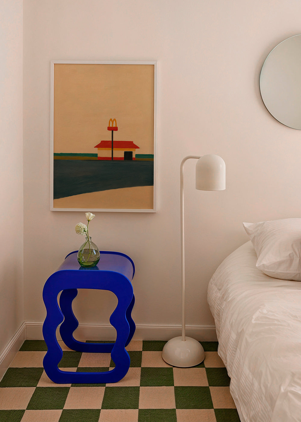 Køkkenkunst minimalistisk med diner og gyldent bue – Product3