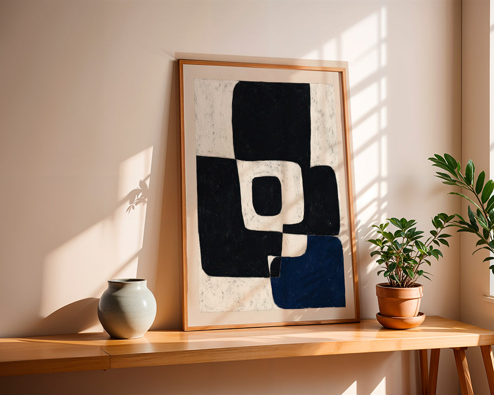 Abstrakt kunst med sorte blokke og blåt accent – Product2