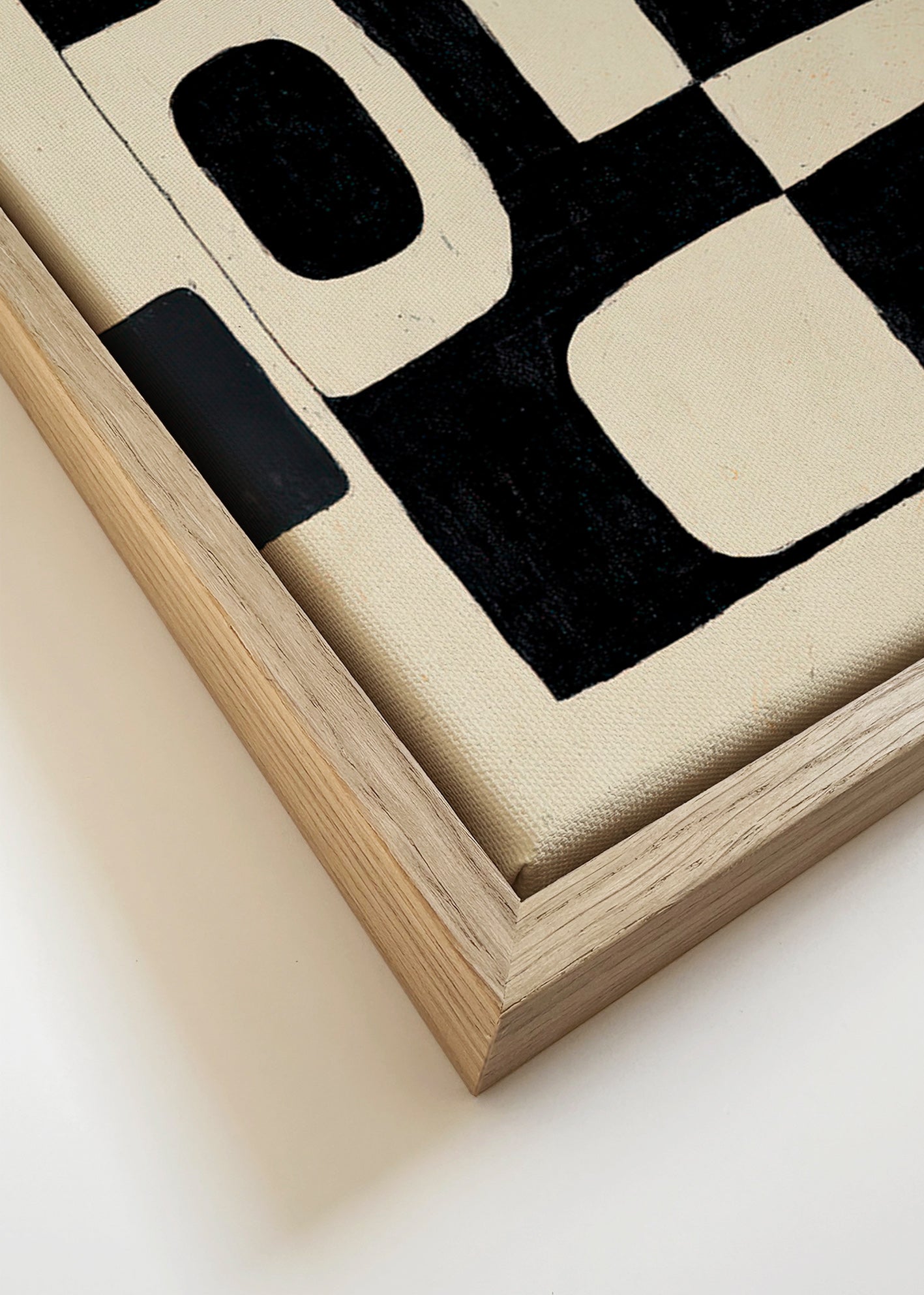 Geometrisk plakat med sorte blokke og buede negativer – Canvas detail