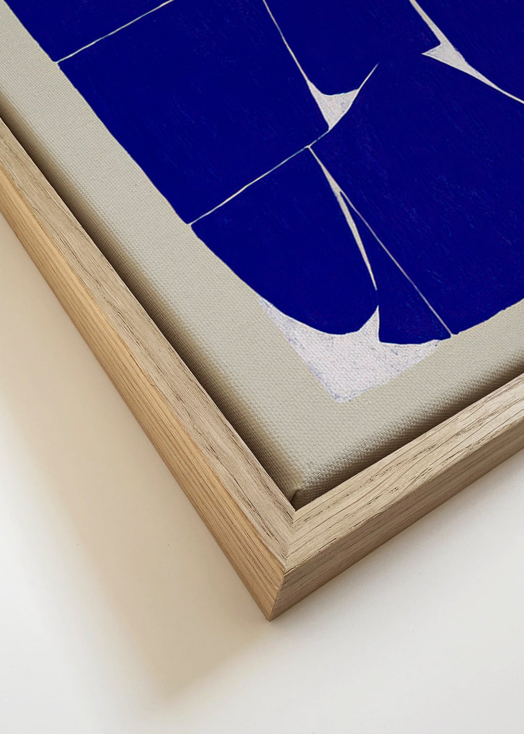Geometrisk plakat i indigo med organiske blokke – Canvas detail