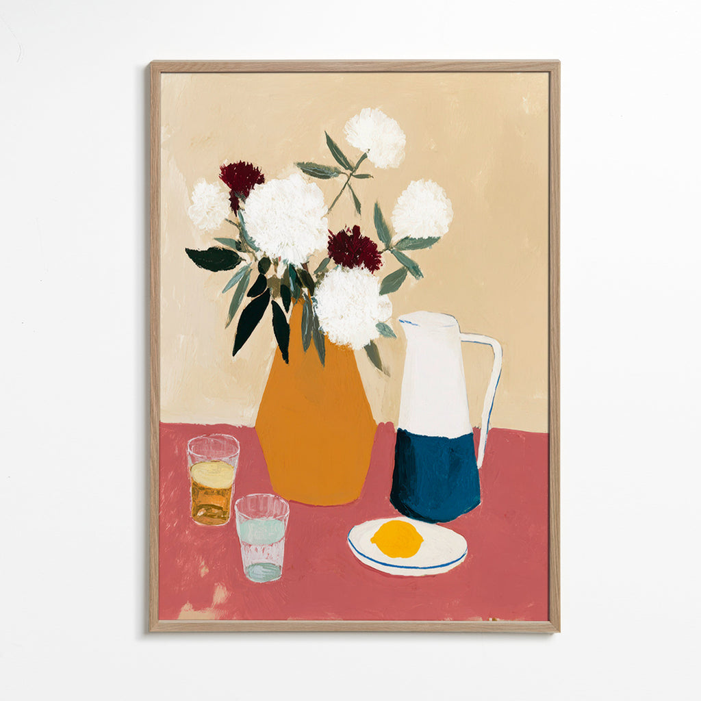 Botanisk plakat med vase og hvide blomster – Oak Frame