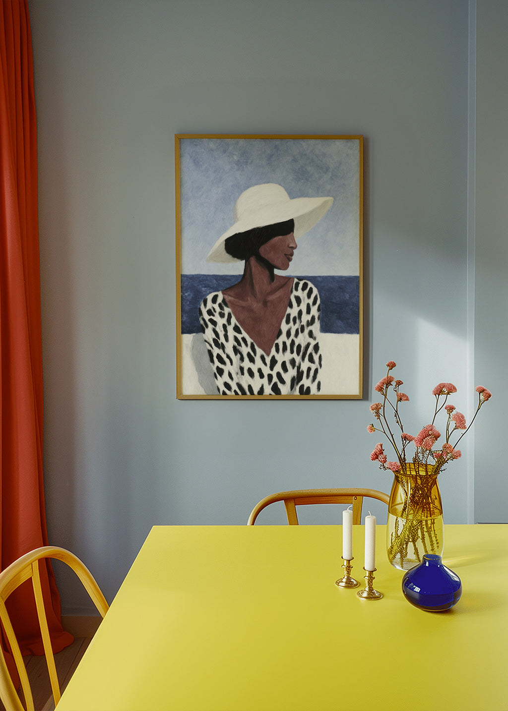 Illustration af kvinde med hat ved havet – Product2