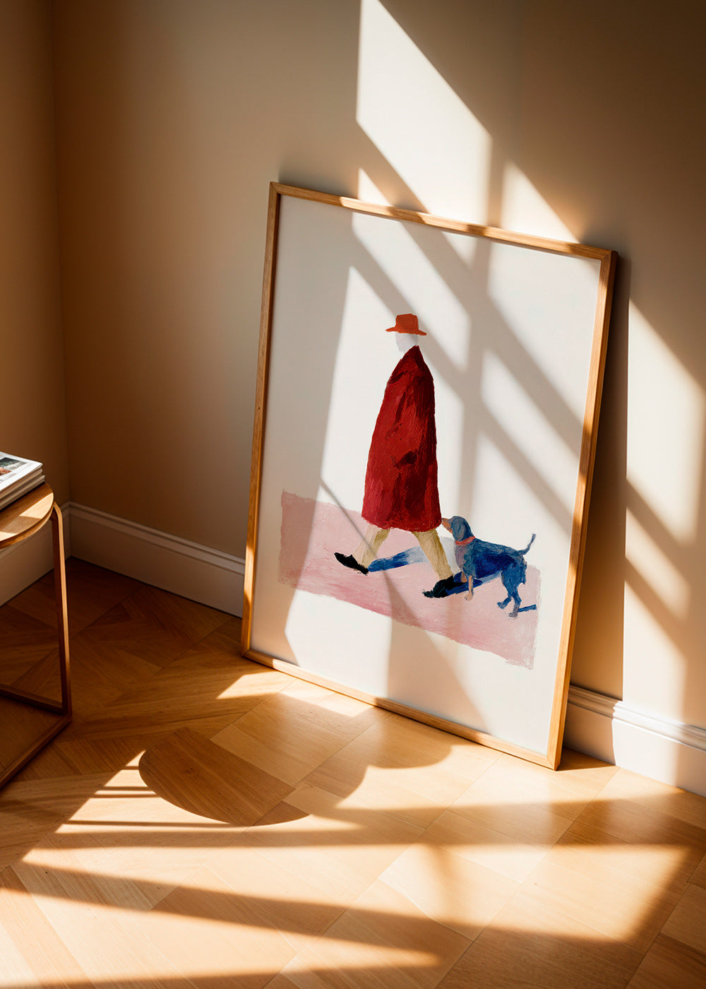 Illustration af gående med rød frakke – Product2