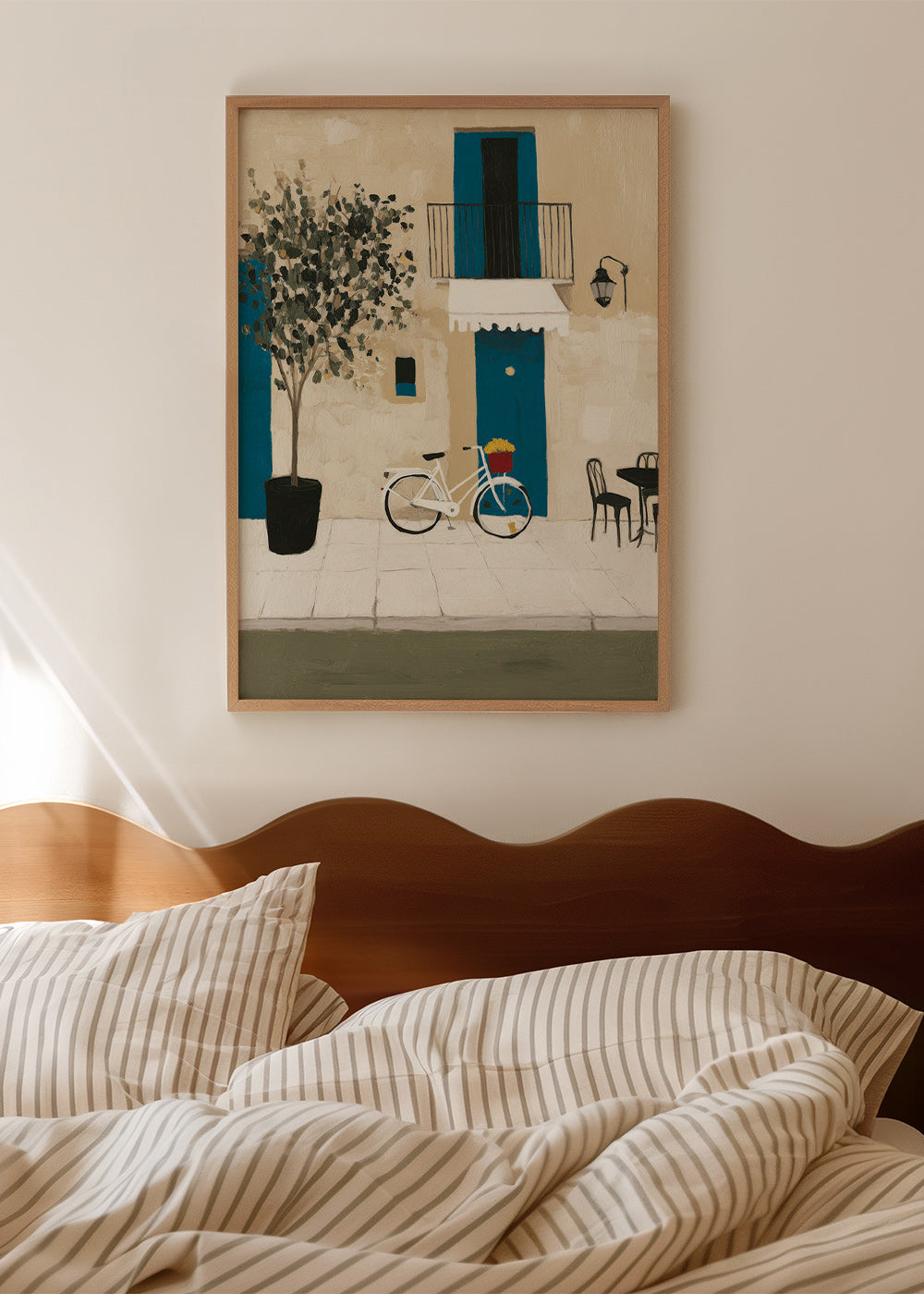 Illustration: cykel ved blå dør – Product2