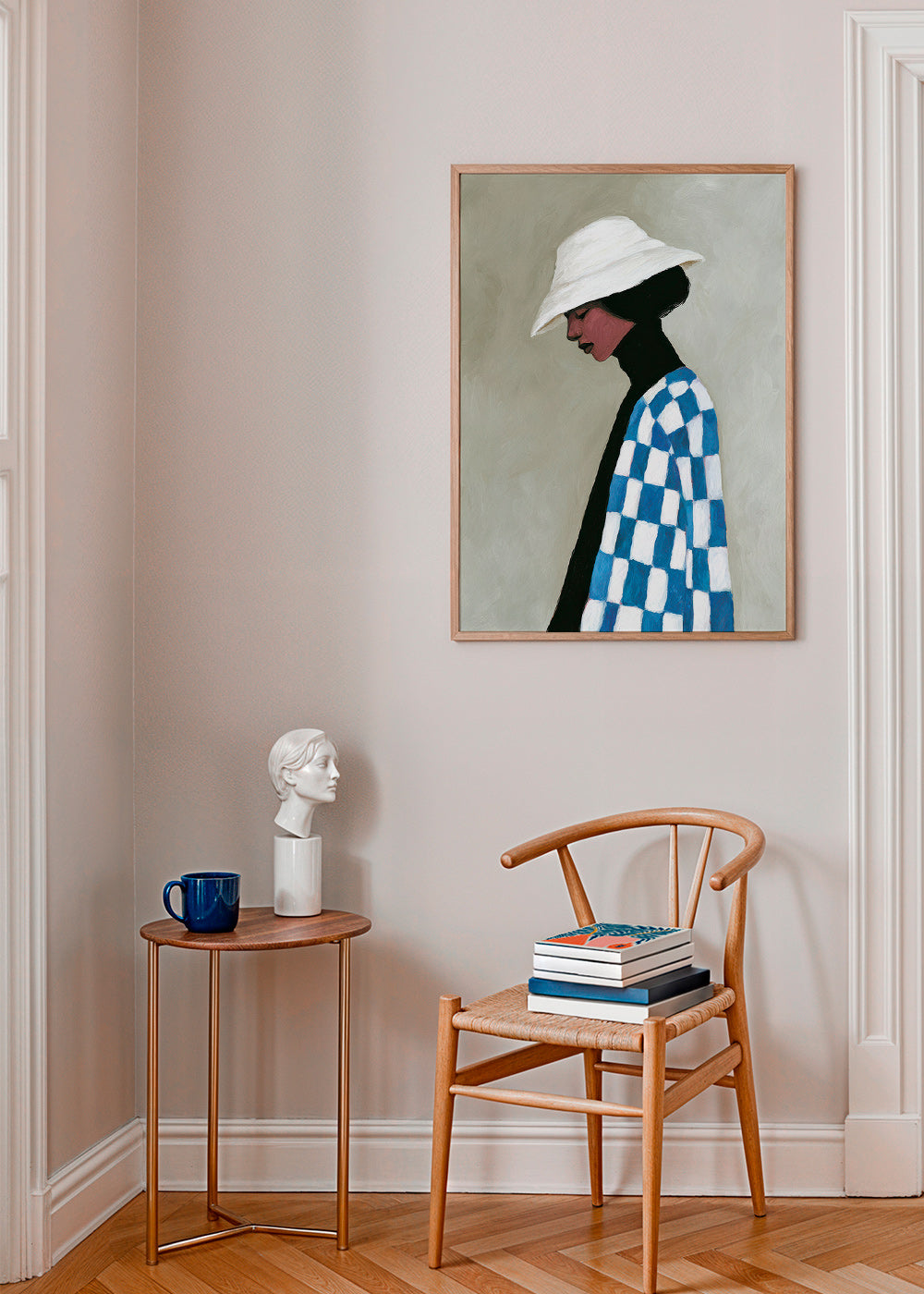 Illustration profil kvinde med hat og ternet jakke – Product1