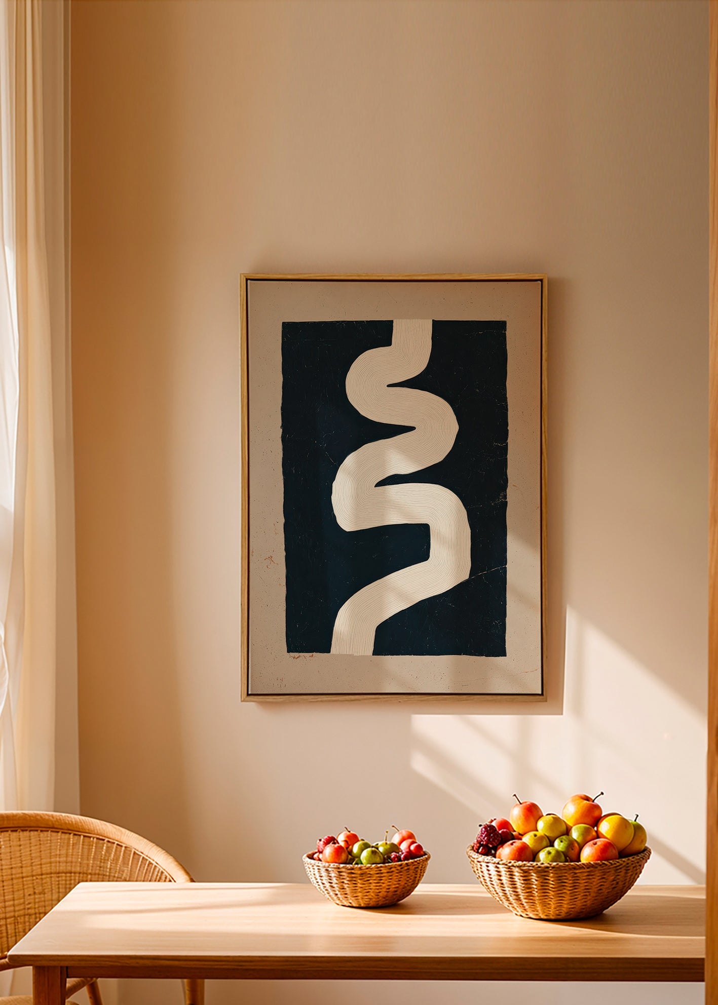 Minimalistisk print hvid kurve på mørk flade