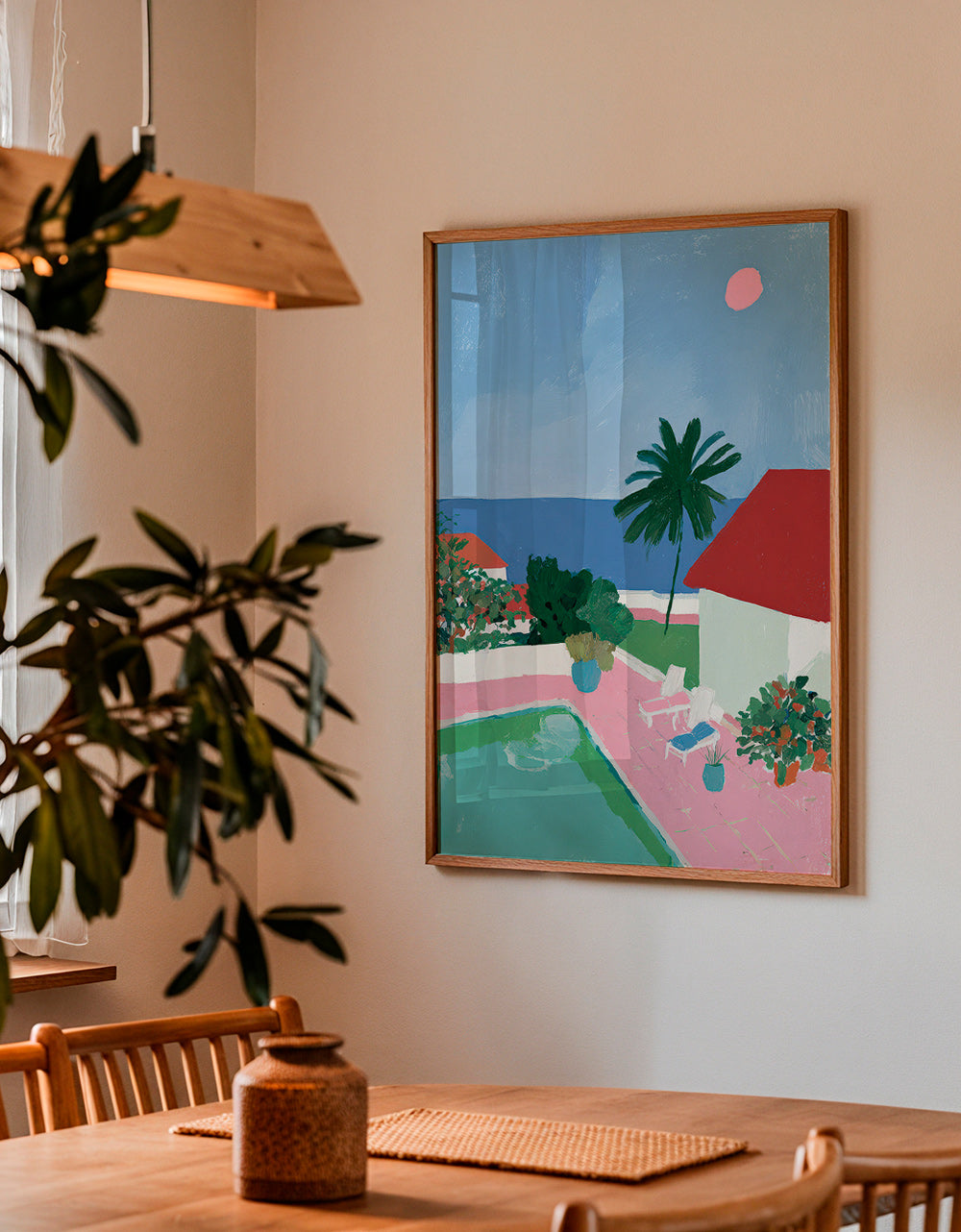 Landskabskunst med pool, palme og rødt tag