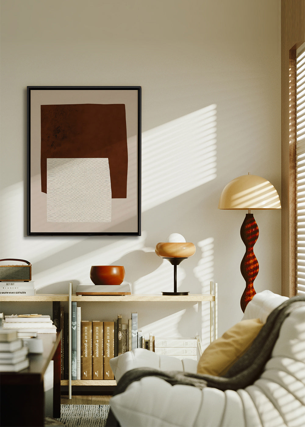 Minimalistisk kunst med brune og creme former