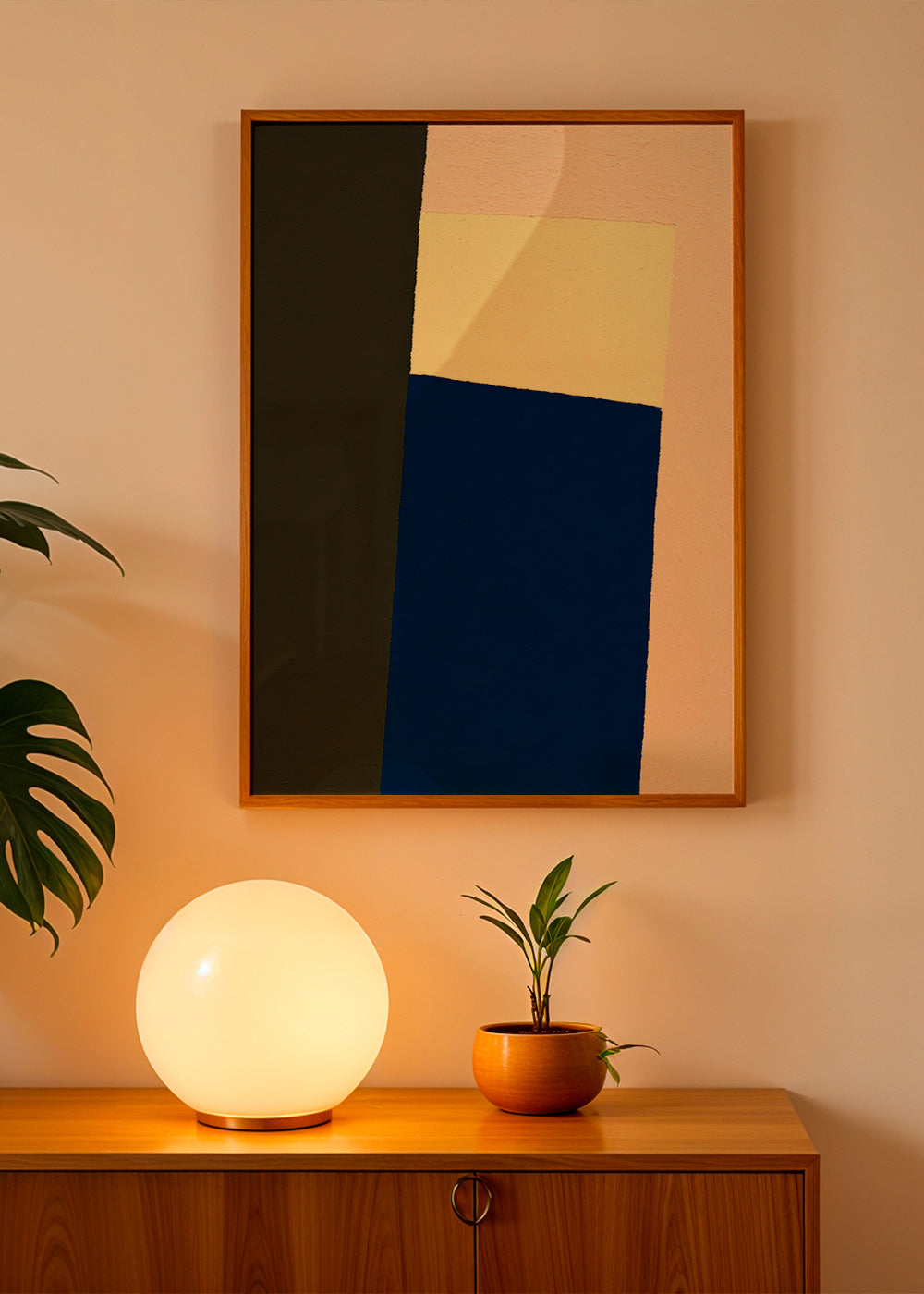 Geometrisk plakat med lodret blå blok