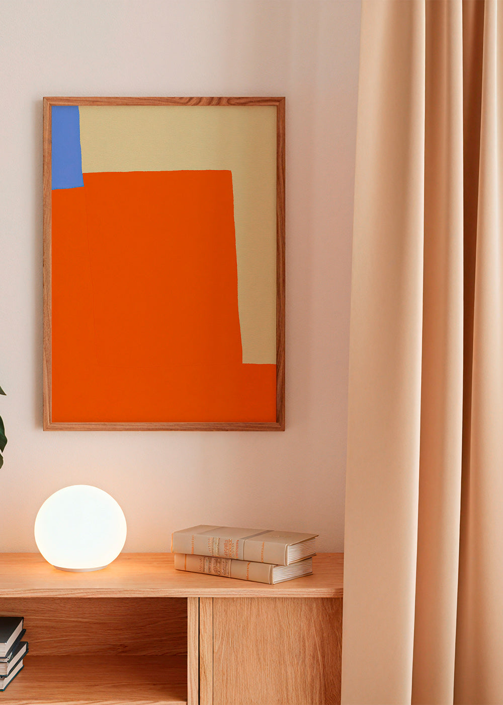 Abstrakt værk med orange blokke