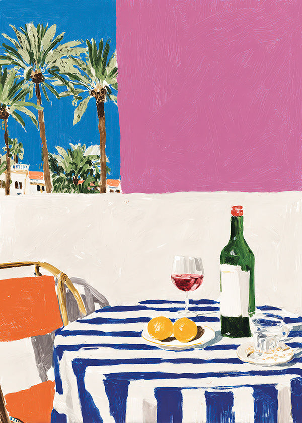 Køkkenkunst med stribet bord, vin og palmer