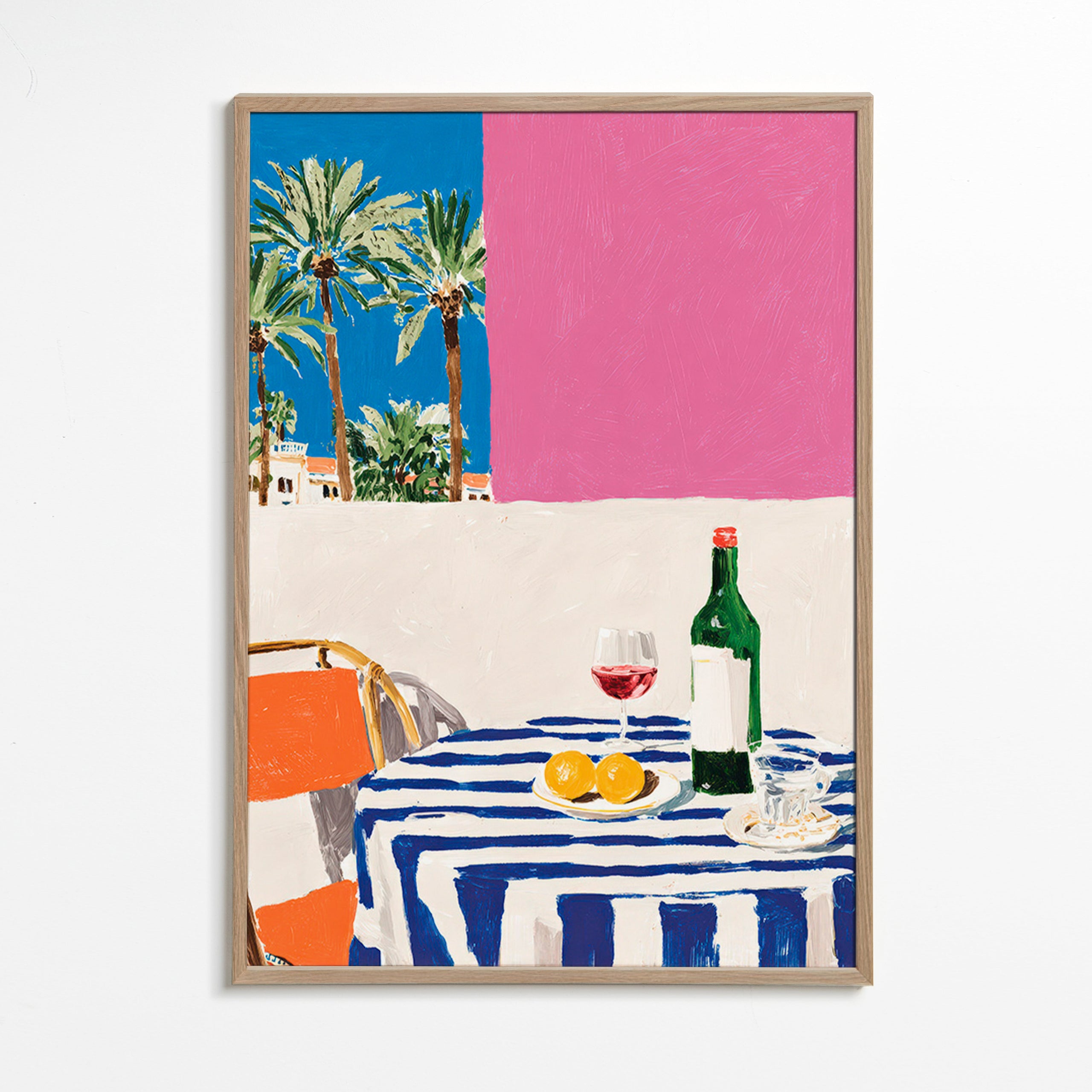 Køkkenkunst med stribet bord, vin og palmer