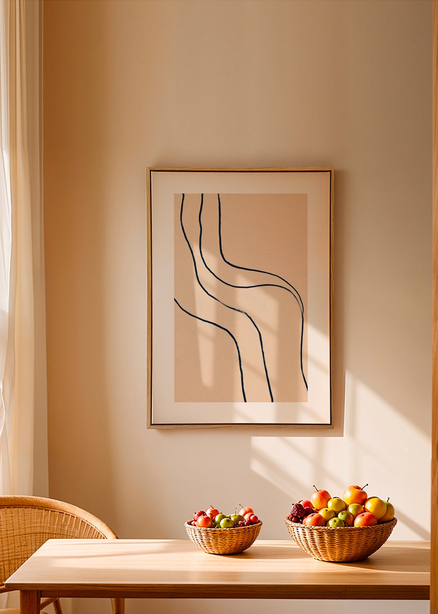 Minimalistisk billede med flydende linjer på beige