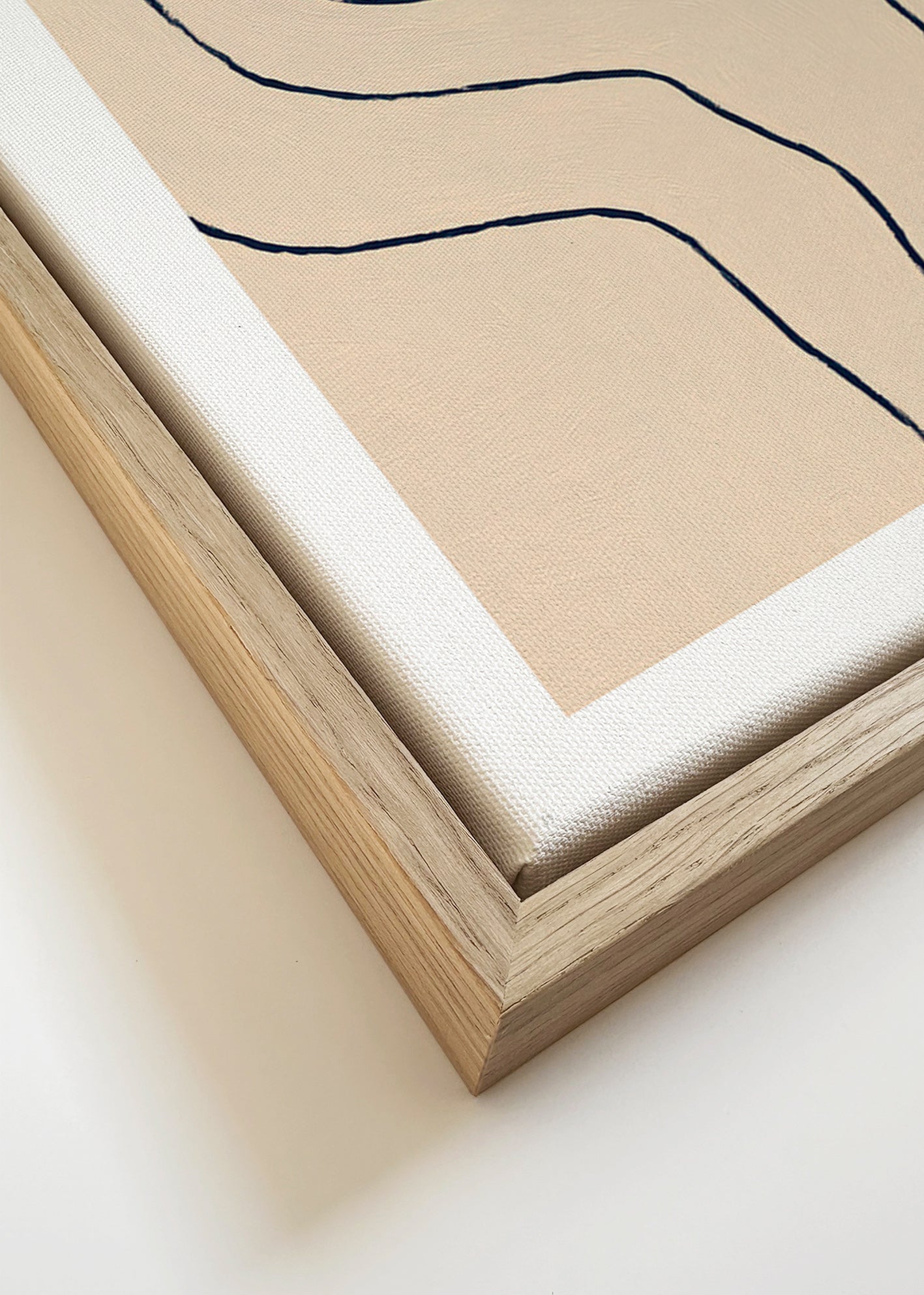 Minimalistisk billede med organiske linjer beige