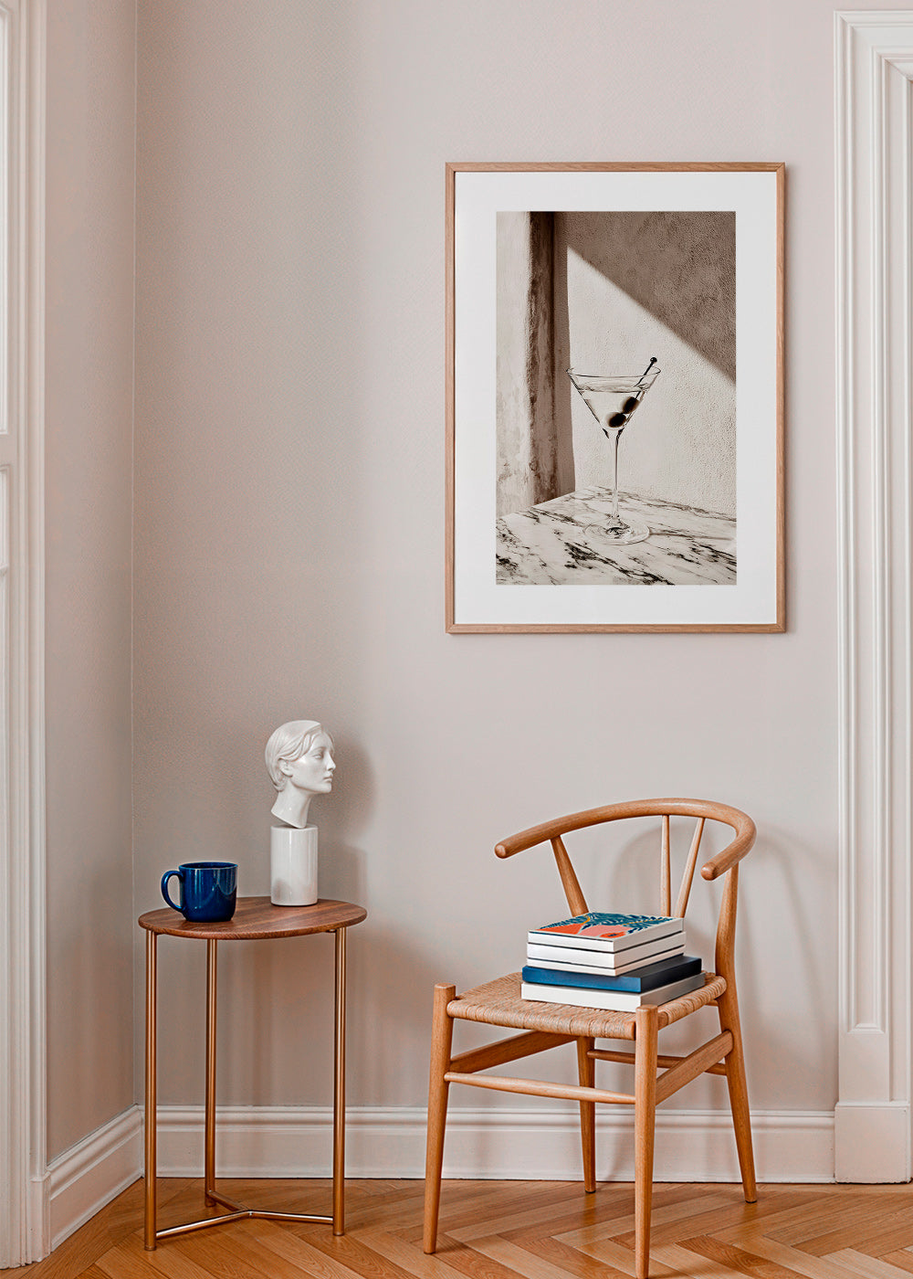 Køkkenkunst Martini i glas på marmor