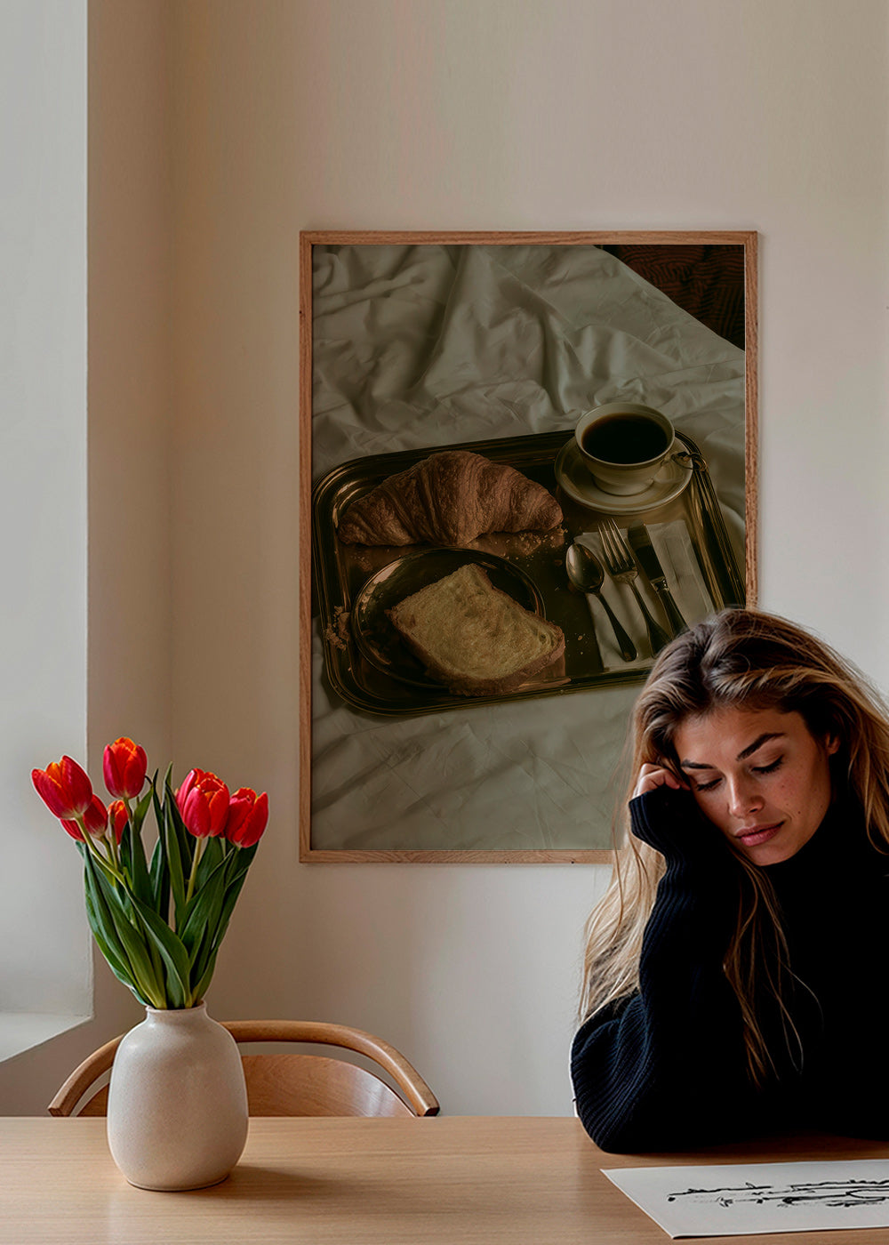 Køkkenkunst med morgenmad på bakke