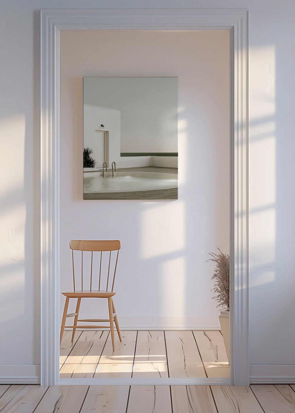 Fotografi af minimalistisk pool og hvid arkitektur