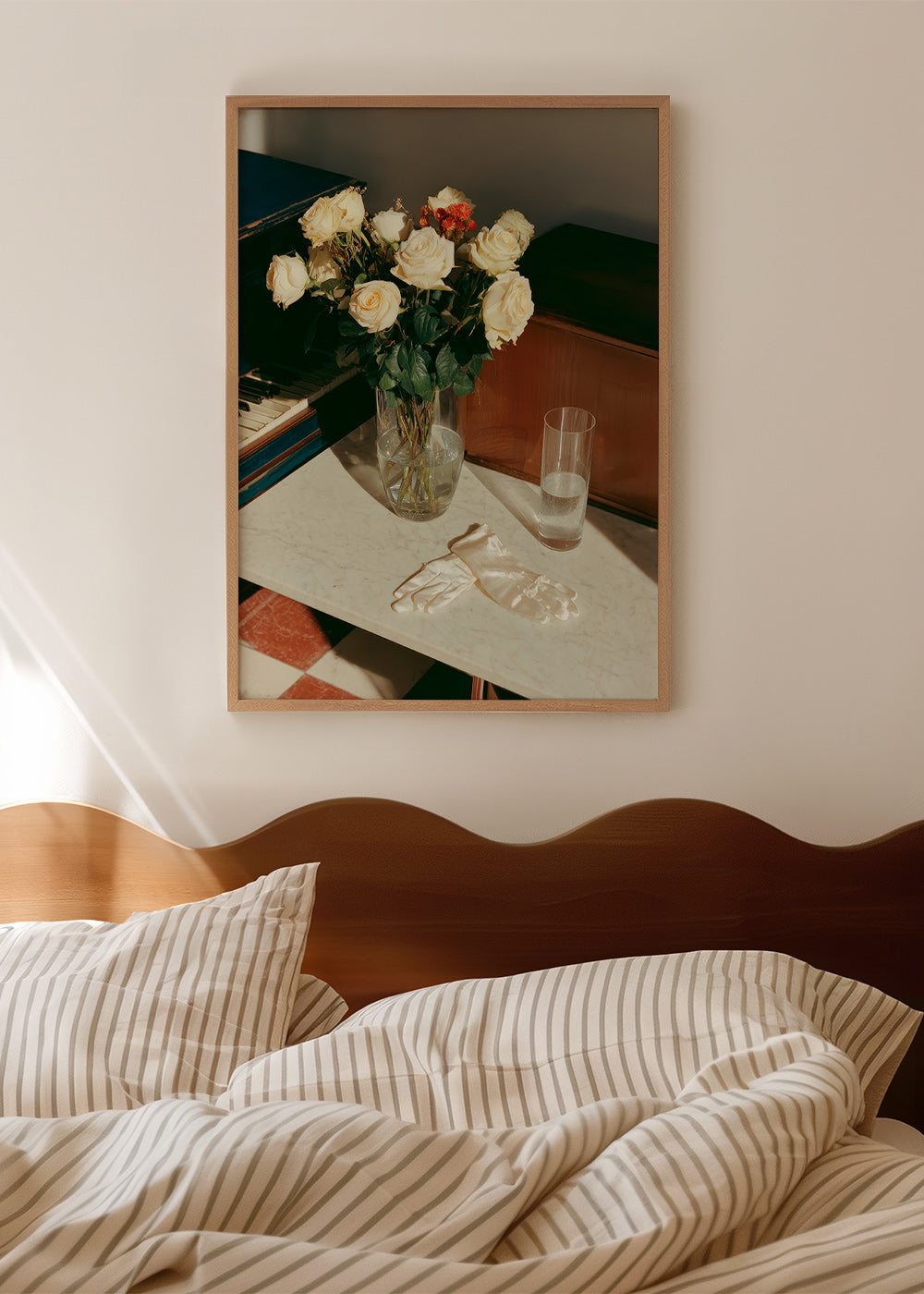 Botanisk plakat med hvide roser