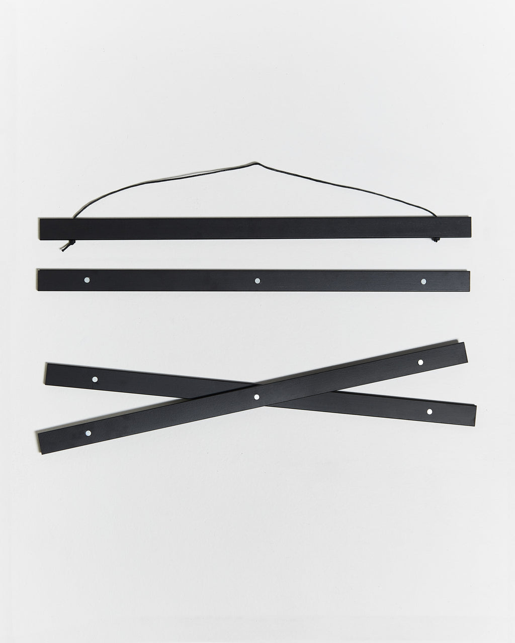 Colgador para póster de 60cm de madera y color negro